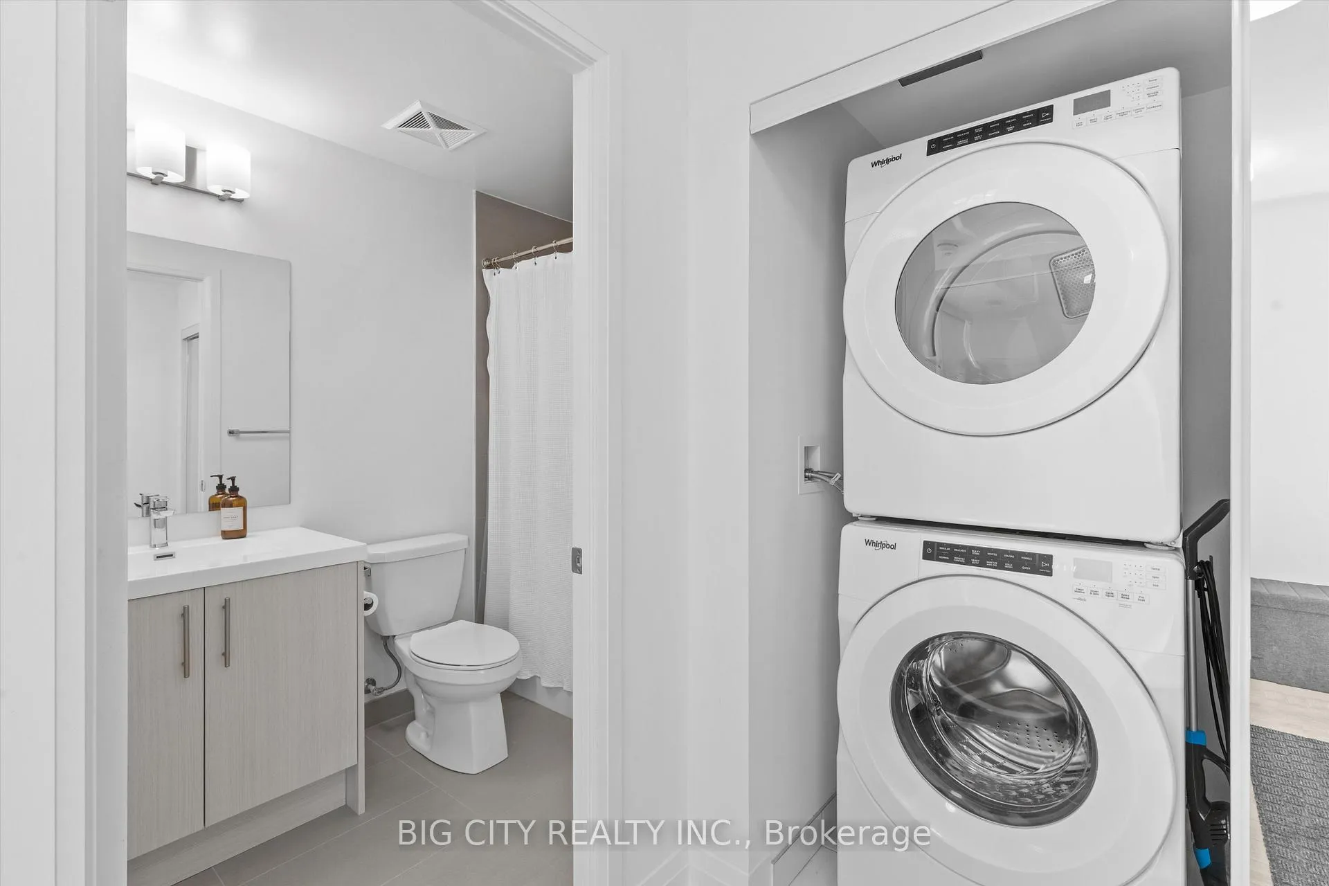 Photo 17 of Unit 1015, 286 Main Street, Toronto, East End-Danforth — HOMEH