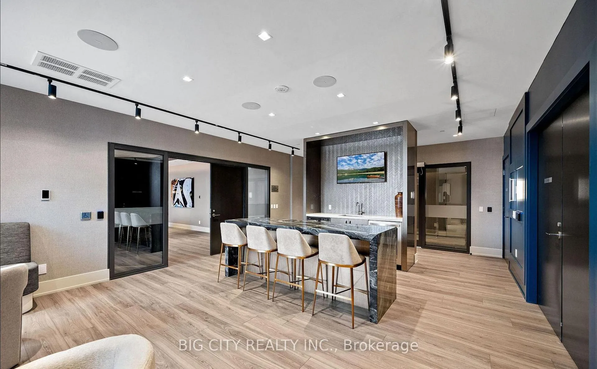 Photo 28 of Unit 1015, 286 Main Street, Toronto, East End-Danforth — HOMEH