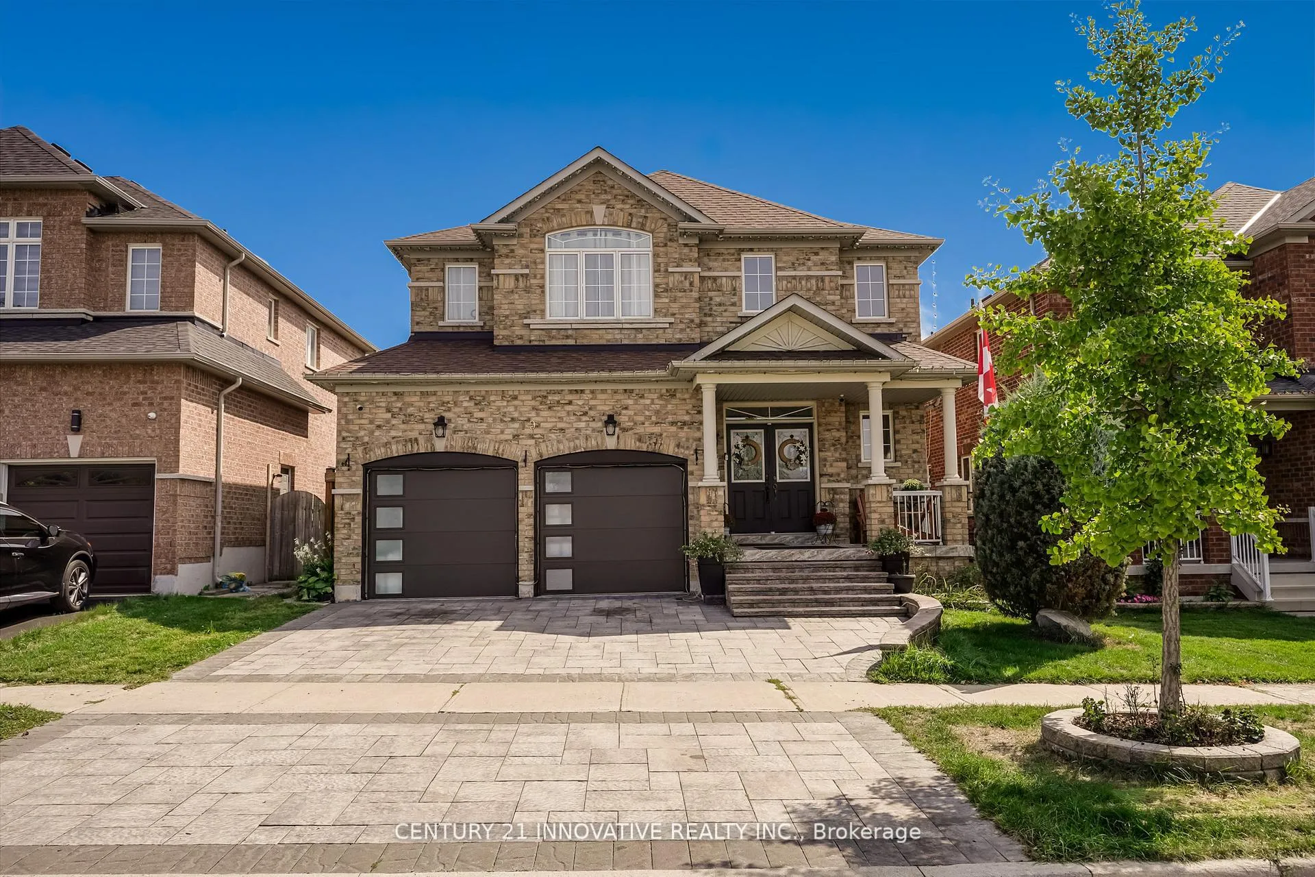 Photo 2 of 19 Nutmeg Street, Markham, Box Grove — HOMEH