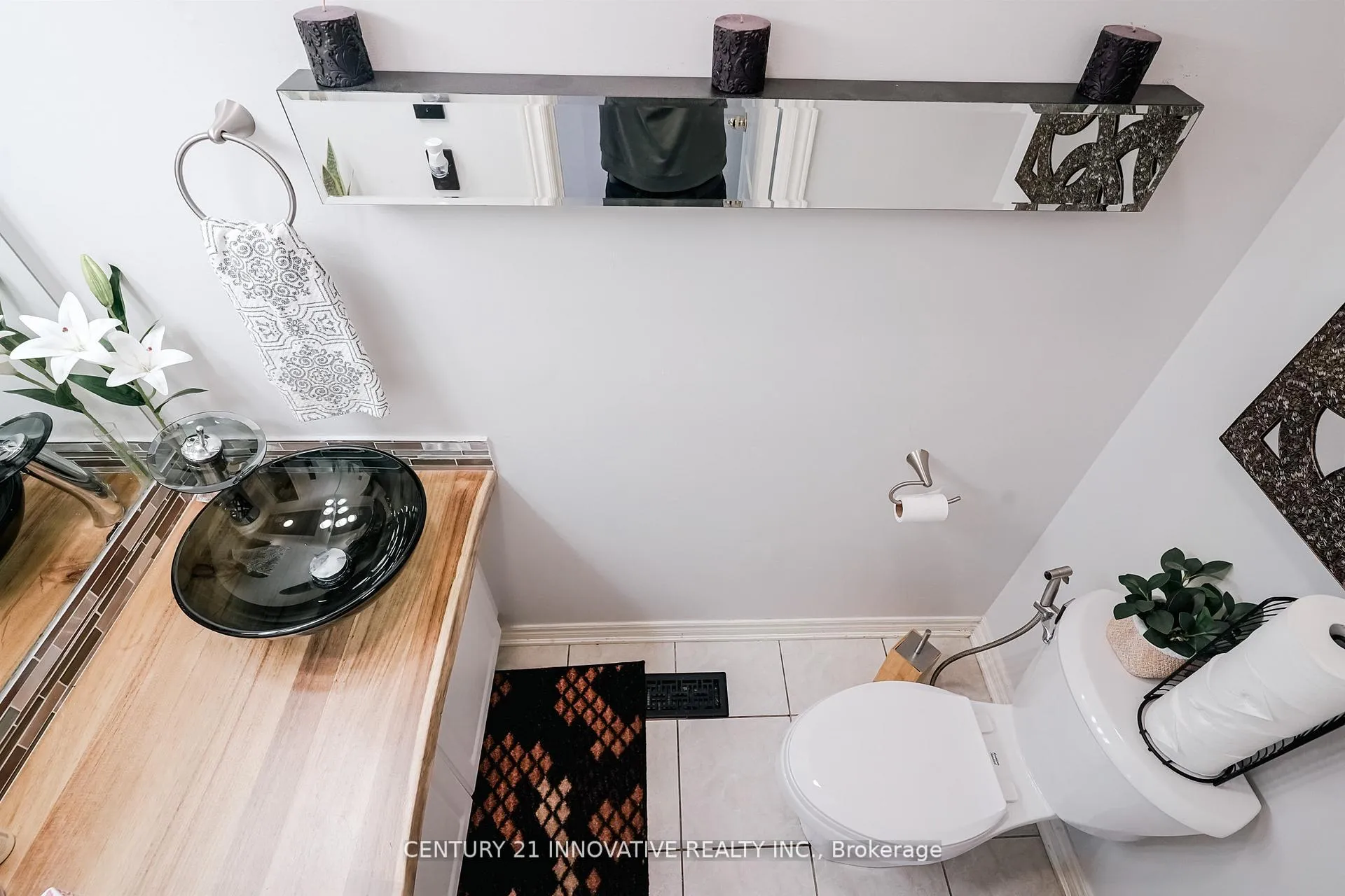 Photo 11 of 19 Nutmeg Street, Markham, Box Grove — HOMEH