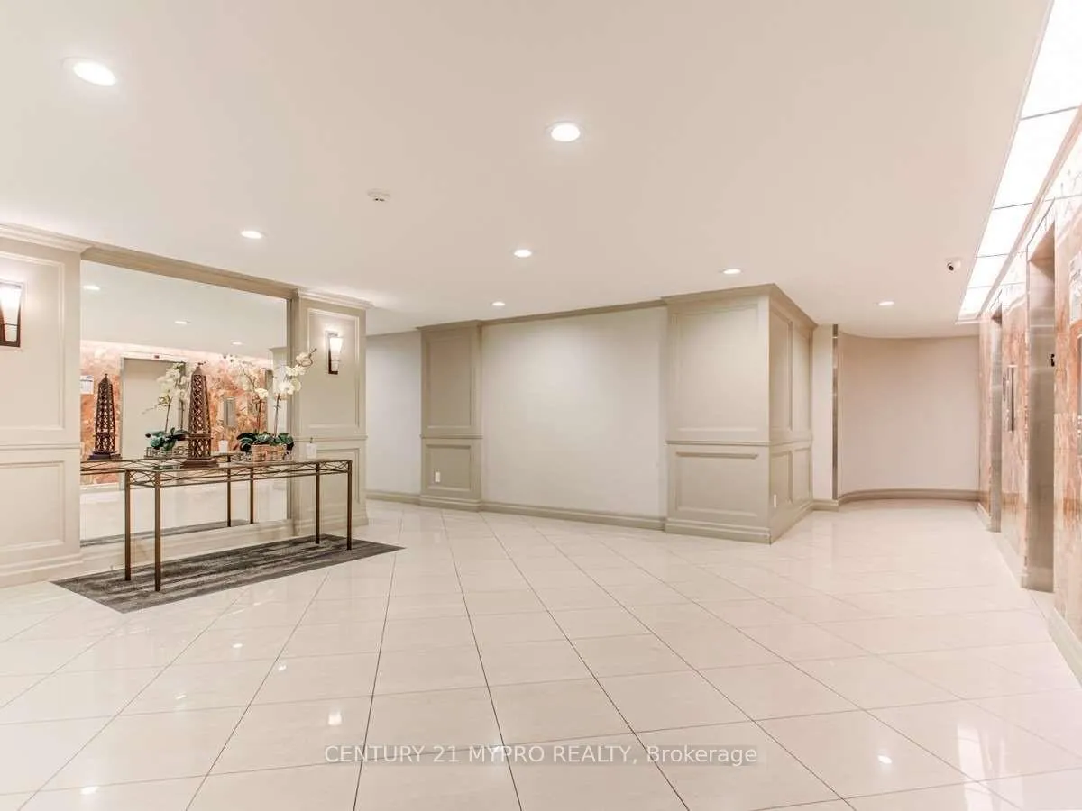 Front of Unit 1203, 1900 Sheppard Avenue E