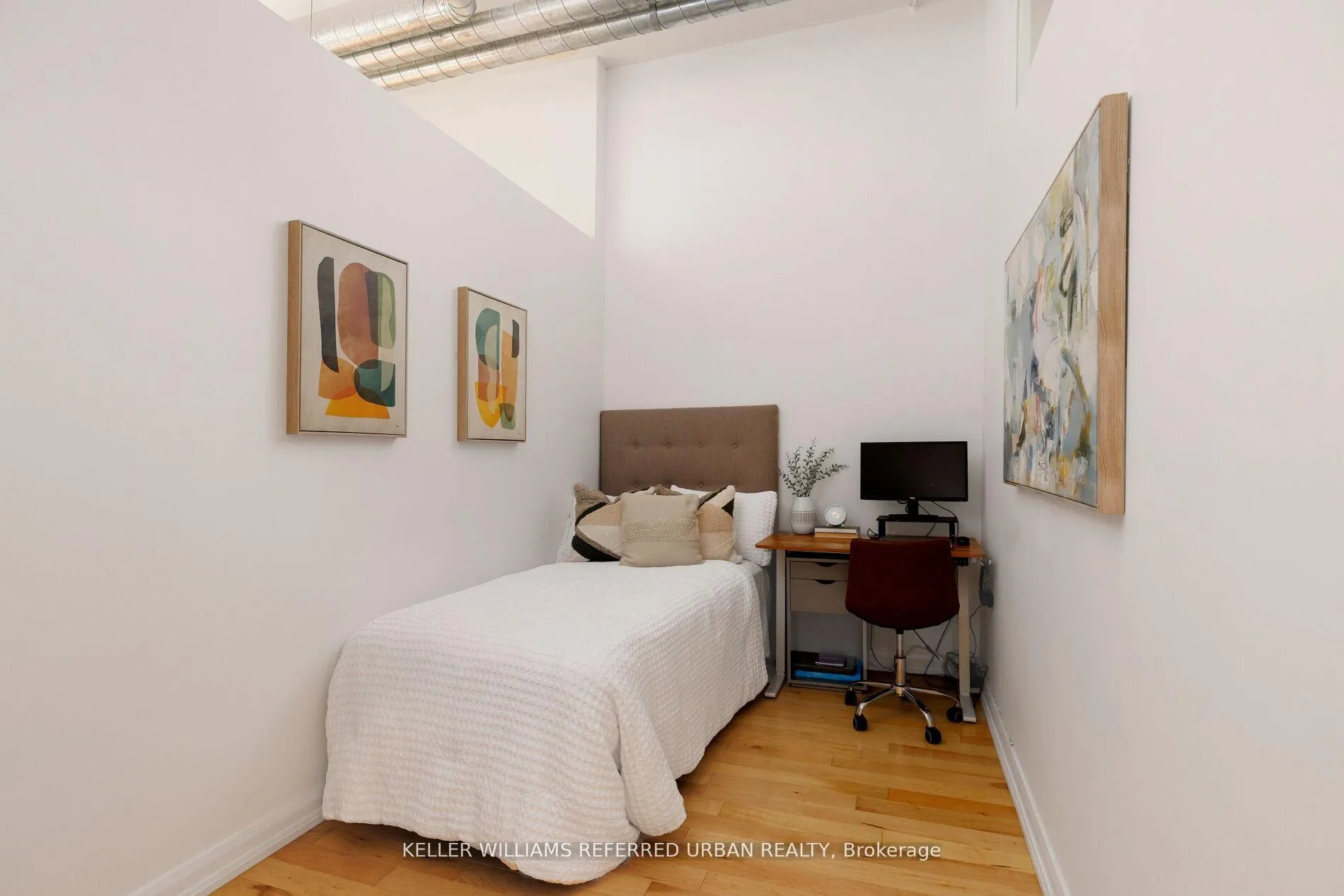 Photo 27 of Unit 804, 700 King Street, Toronto, Niagara — HOMEH