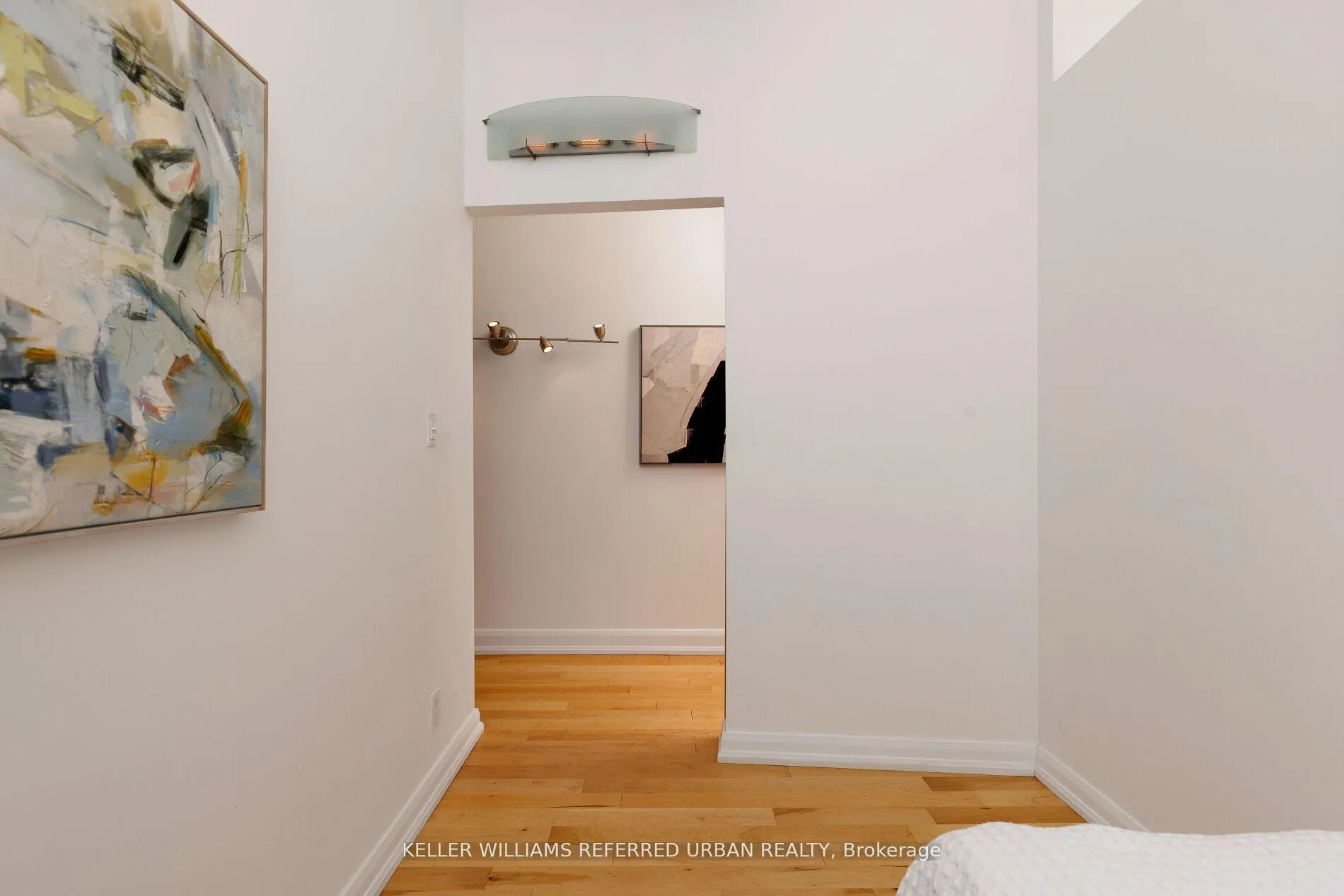 Photo 29 of Unit 804, 700 King Street, Toronto, Niagara — HOMEH
