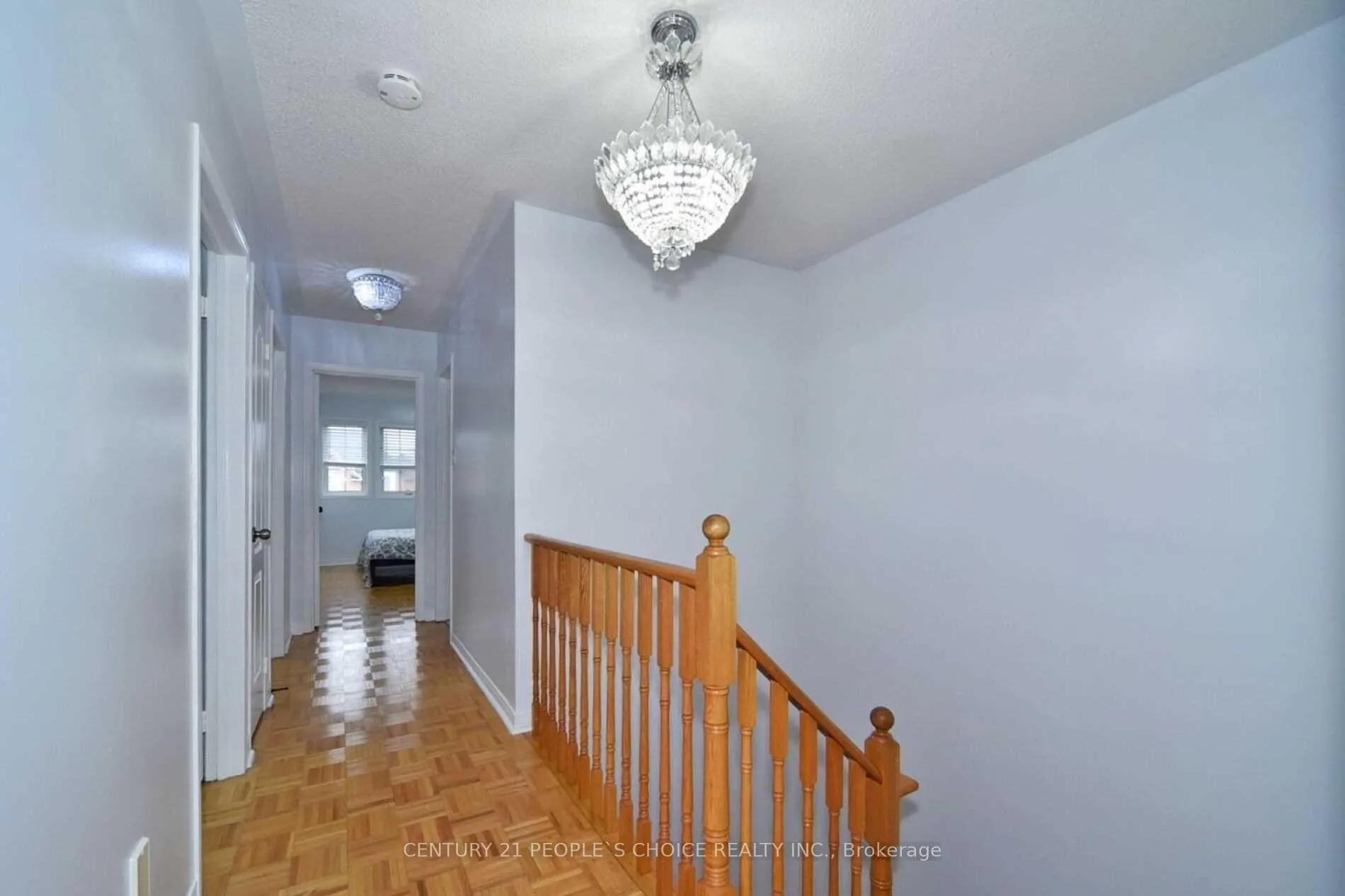 Photo 17 of 20 National Pine Drive, Vaughan, Vellore Village — HOMEH