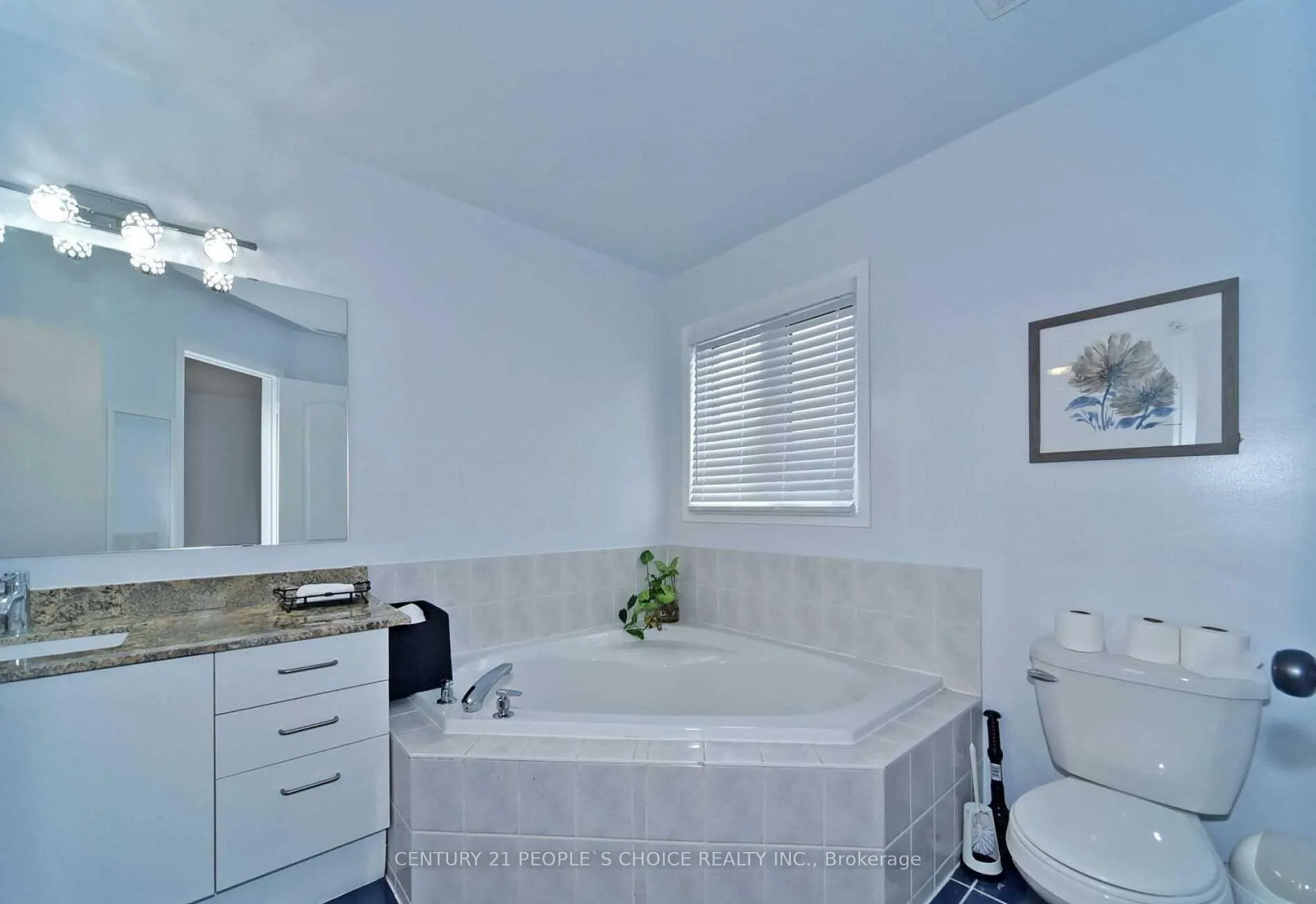 Photo 21 of 20 National Pine Drive, Vaughan, Vellore Village — HOMEH