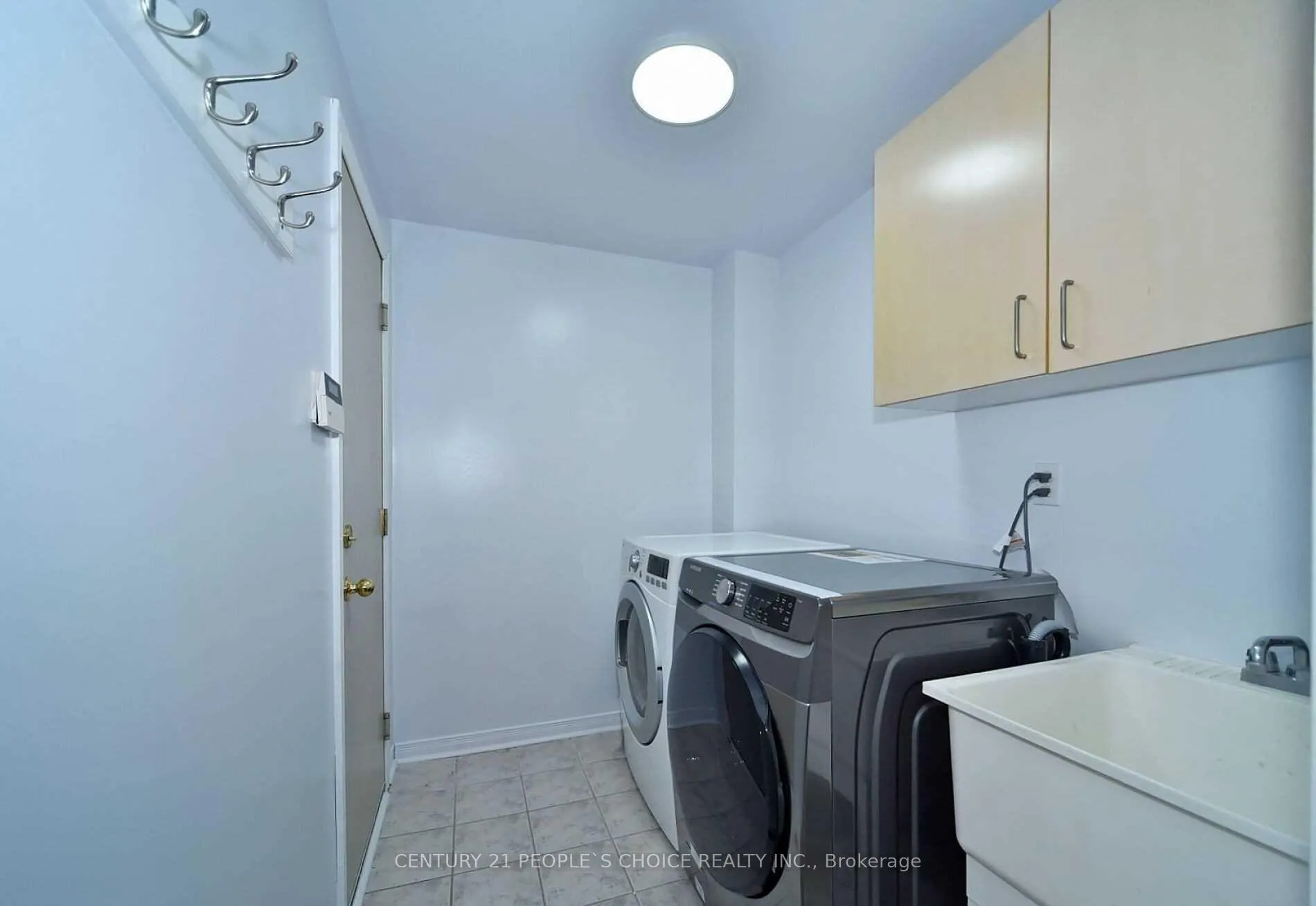 Photo 26 of 20 National Pine Drive, Vaughan, Vellore Village — HOMEH