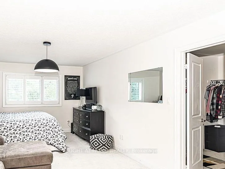 Photo 13 of 37 Muirfield Drive, Barrie, Holly — HOMEH