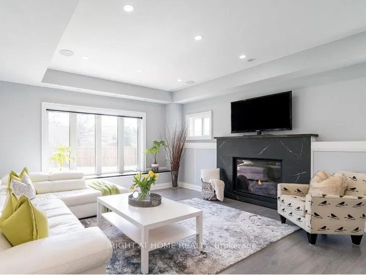Photo 23 of 37 Muirfield Drive, Barrie, Holly — HOMEH