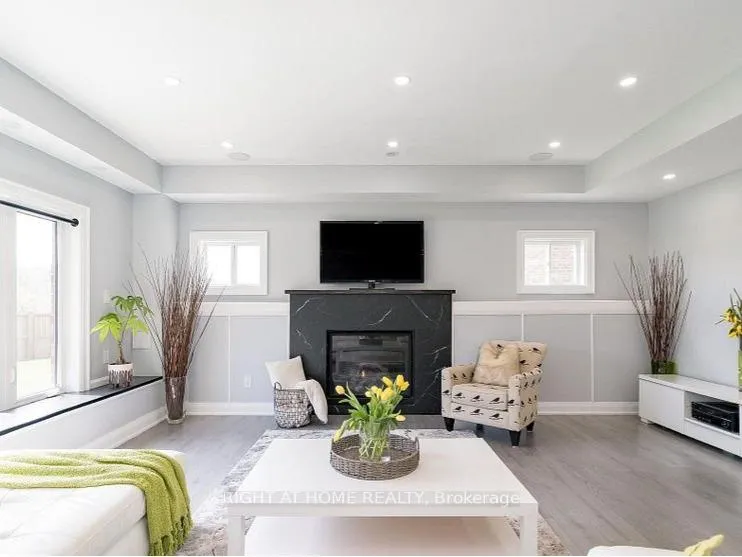 Photo 25 of 37 Muirfield Drive, Barrie, Holly — HOMEH
