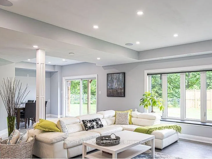 Photo 26 of 37 Muirfield Drive, Barrie, Holly — HOMEH