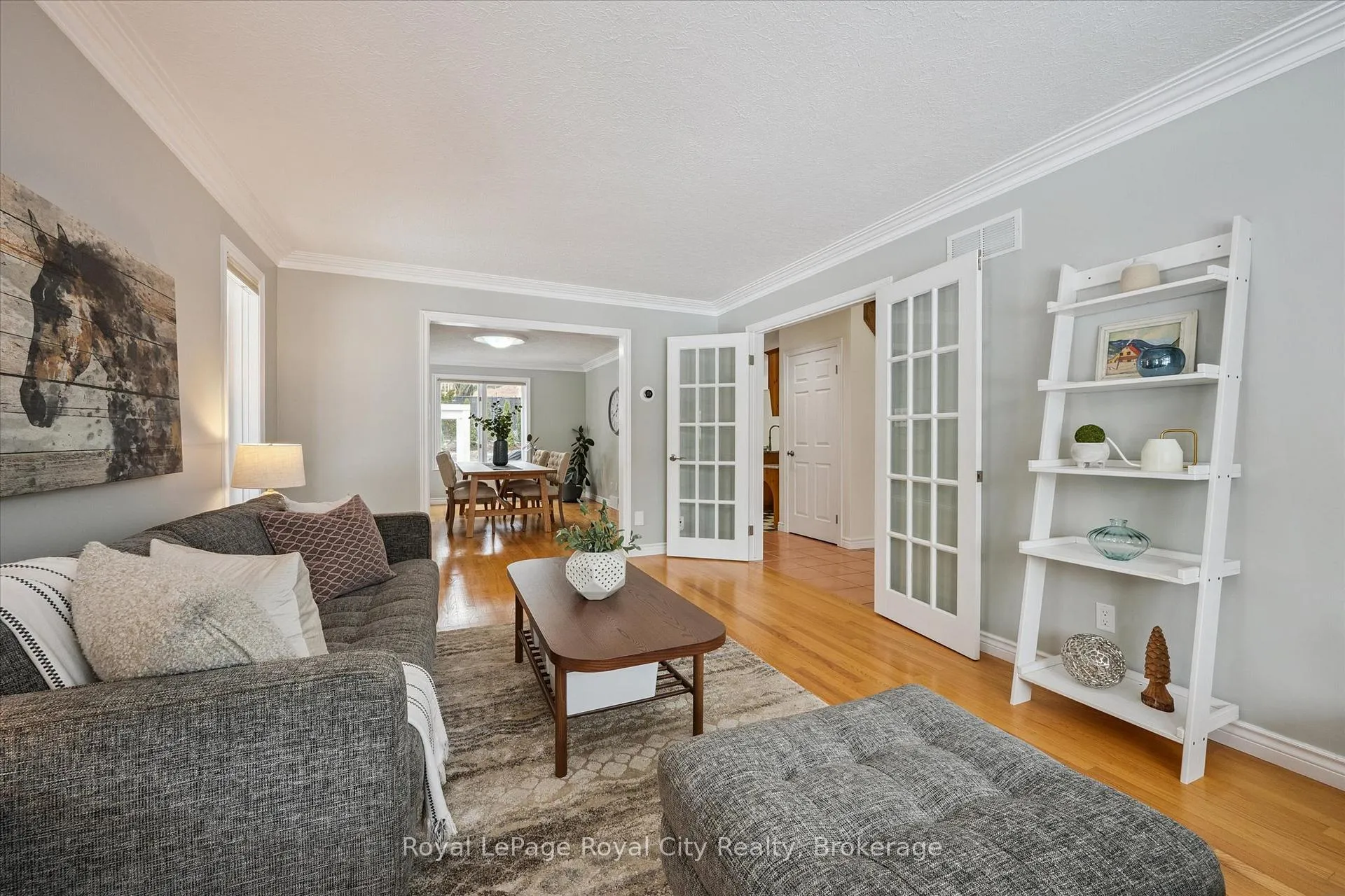 Photo 8 of 17 Trillium Court, Guelph, Kortright Hills — HOMEH