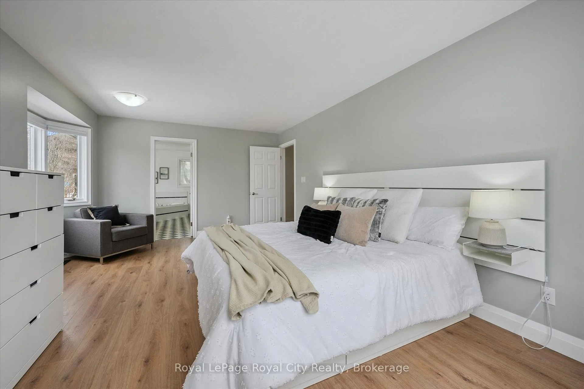 Photo 24 of 17 Trillium Court, Guelph, Kortright Hills — HOMEH