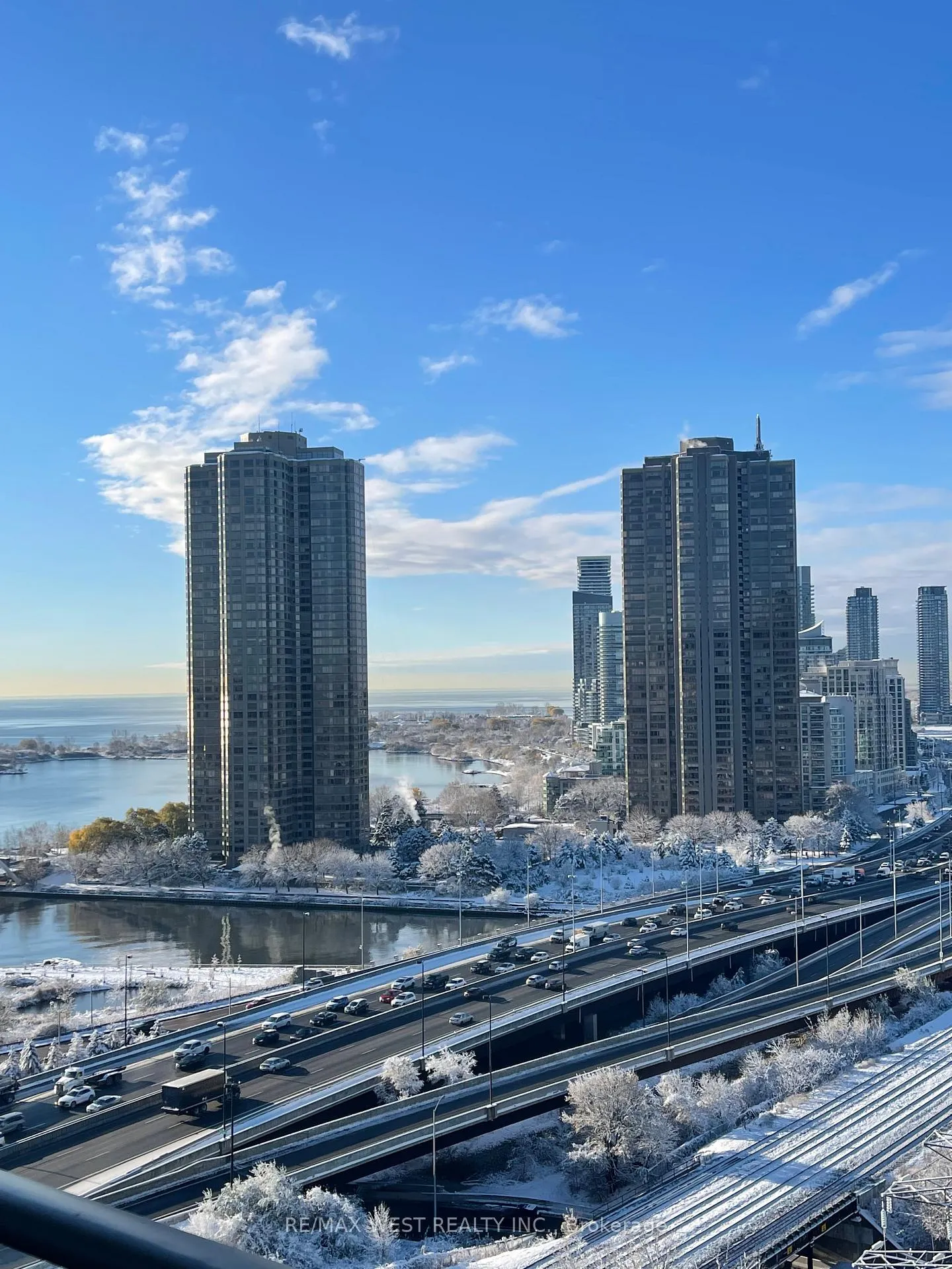 Front of Unit 1805, 105 The Queensway Avenue W