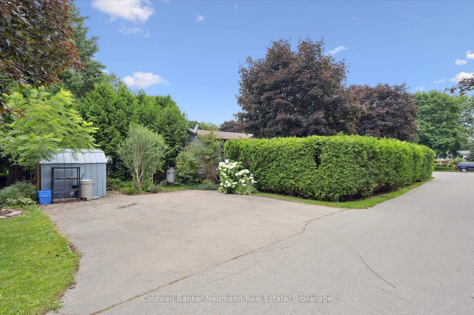 Photo 3 of Unit 93 Maple, 1294 Concession 8 Road, Hamilton, Rural Flamborough — HOMEH