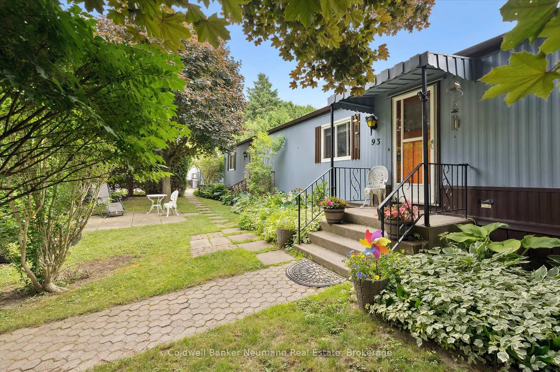 Photo 5 of Unit 93 Maple, 1294 Concession 8 Road, Hamilton, Rural Flamborough — HOMEH