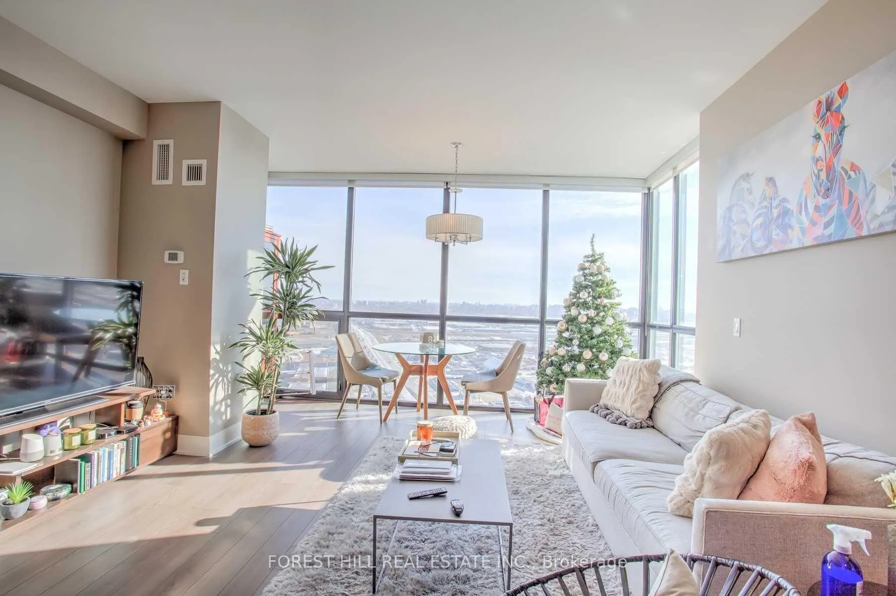 Photo 6 of Unit 2501, 2900 Highway 7, Vaughan, Concord — HOMEH