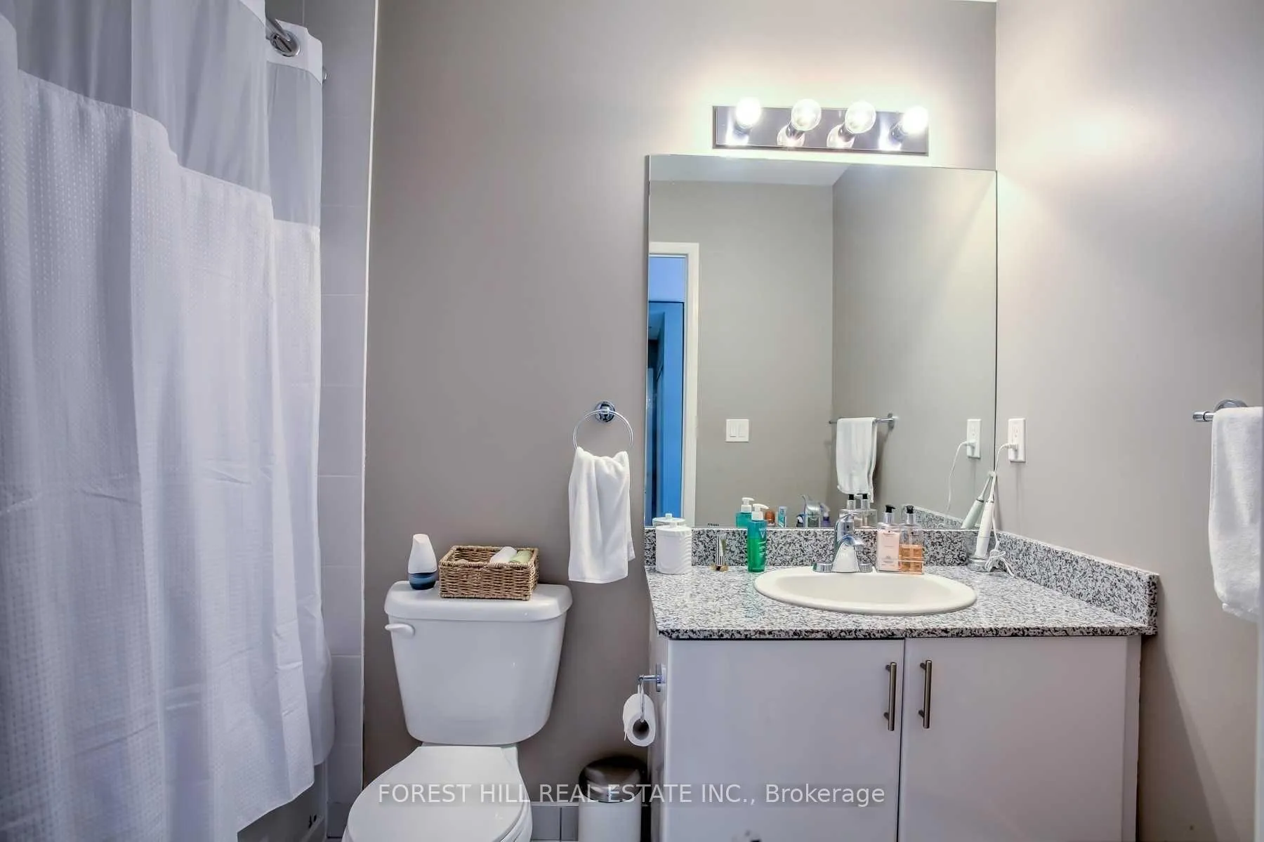 Photo 11 of Unit 2501, 2900 Highway 7, Vaughan, Concord — HOMEH
