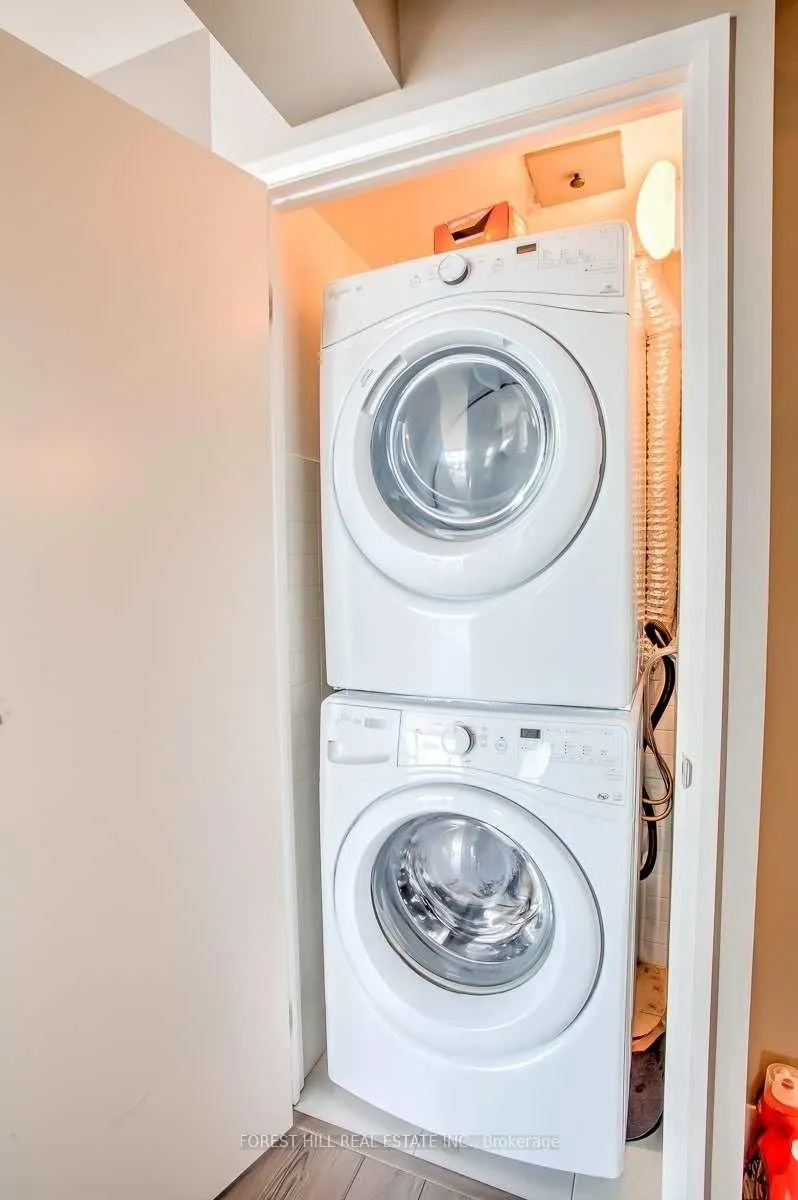 Photo 12 of Unit 2501, 2900 Highway 7, Vaughan, Concord — HOMEH