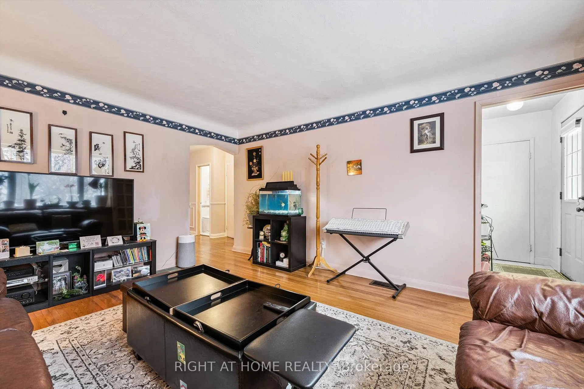 Photo 5 of 263 East 36th Street, Hamilton, Raleigh — HOMEH