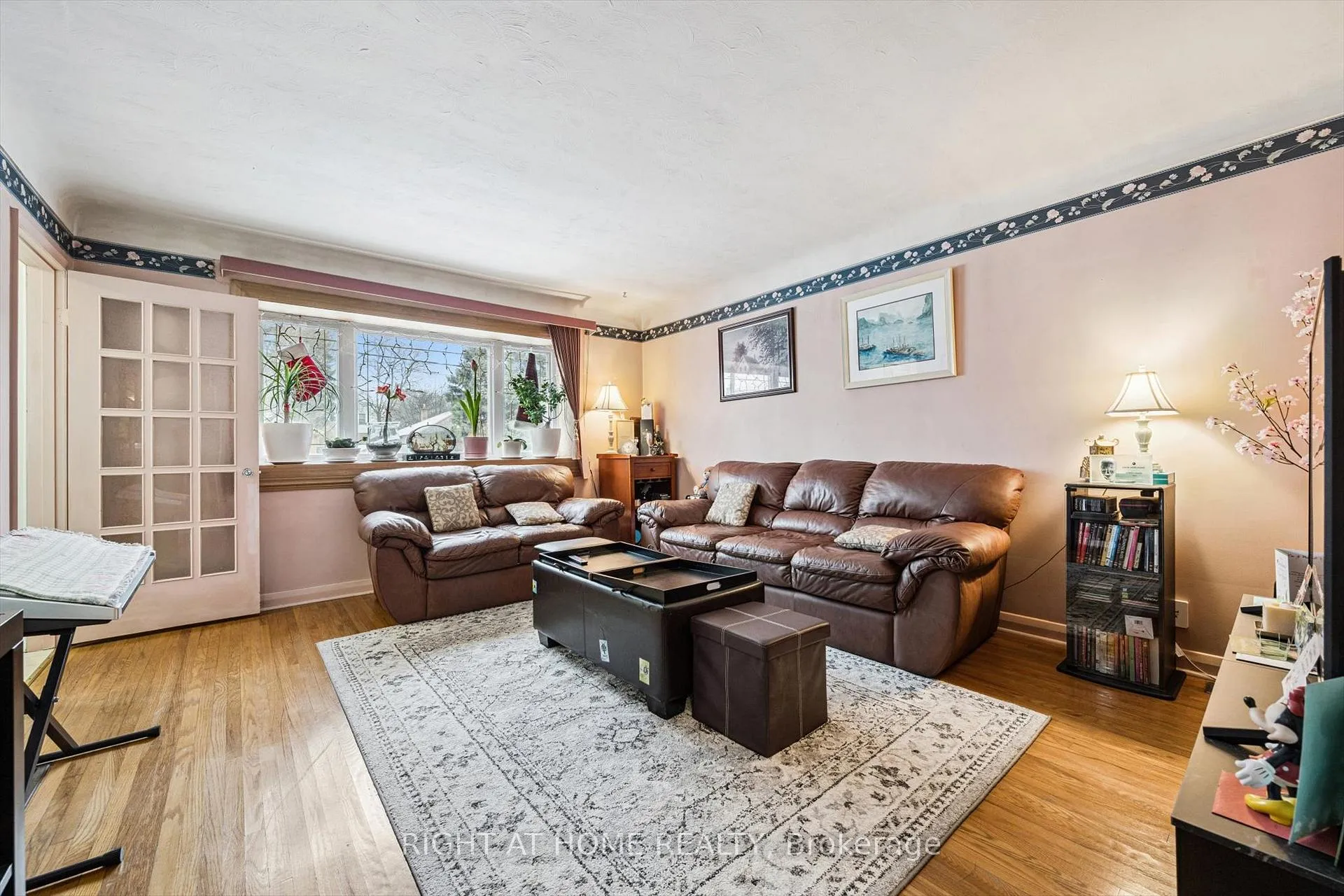 Photo 6 of 263 East 36th Street, Hamilton, Raleigh — HOMEH