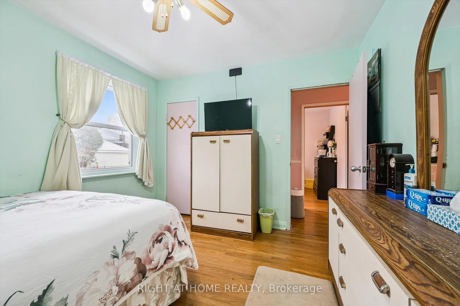 Photo 12 of 263 East 36th Street, Hamilton, Raleigh — HOMEH