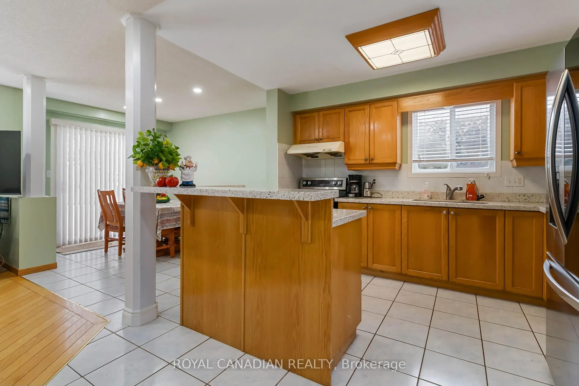 Photo 15 of 3 Melrose Place, Guelph, Willow West/Sugarbush/West Acres — HOMEH