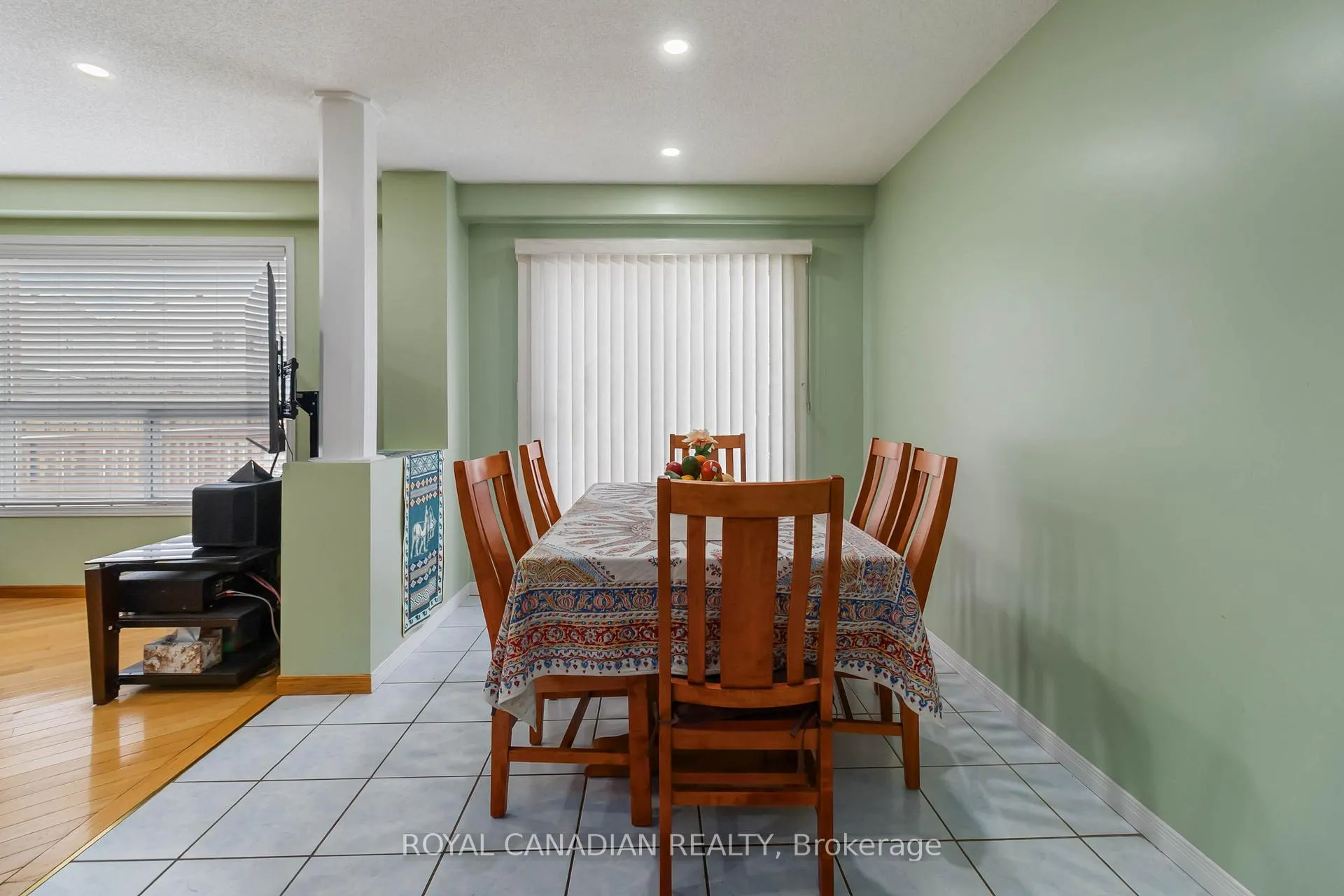 Photo 19 of 3 Melrose Place, Guelph, Willow West/Sugarbush/West Acres — HOMEH