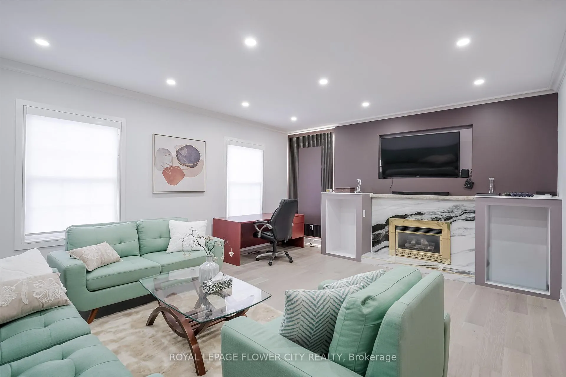 Photo 26 of 56 Nantucket Crescent, Brampton, Westgate — HOMEH