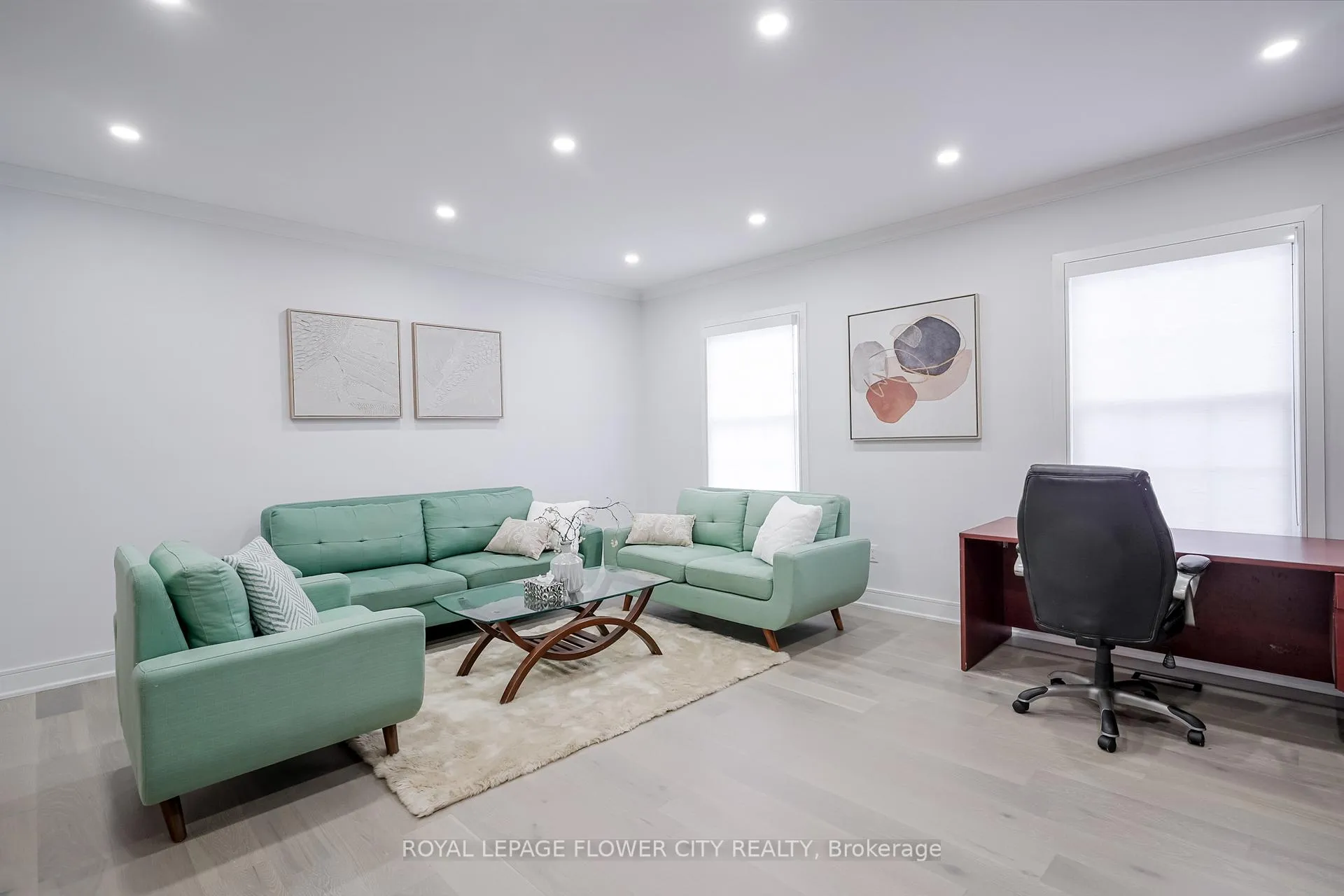 Photo 28 of 56 Nantucket Crescent, Brampton, Westgate — HOMEH