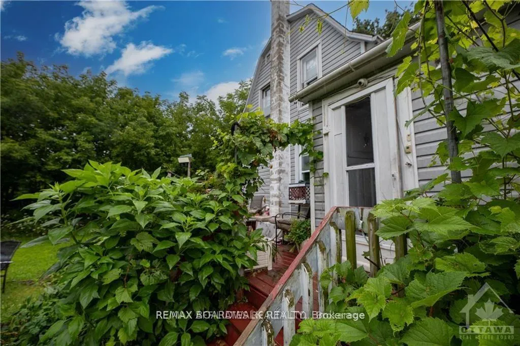 Photo 3 of 46 Adelaide Street, Edwardsburgh/Cardinal, Town of Cardinal — HOMEH
