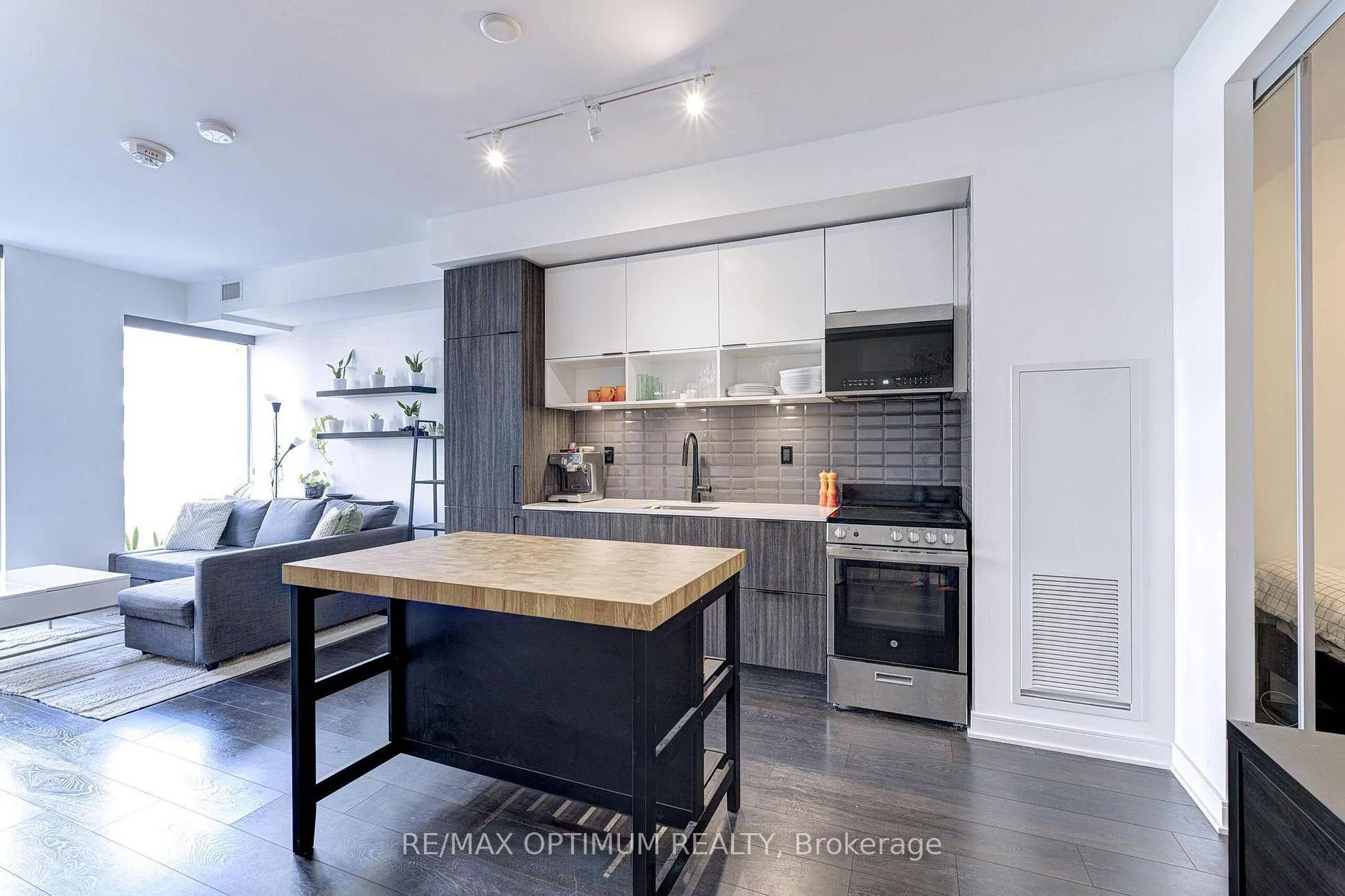 Photo 8 of Unit N473, 35 Rolling Mills Road, Toronto, Waterfront Communities — HOMEH