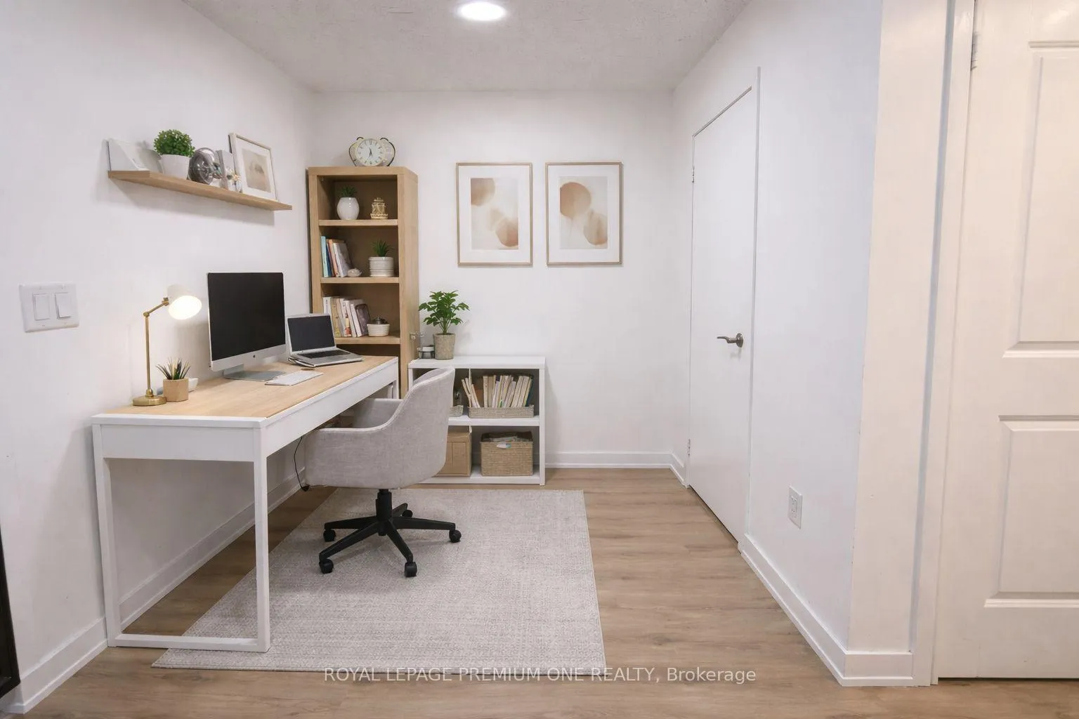 Photo 5 of Unit 909, 151 Dan Leckie Way, Toronto, Waterfront Communities — HOMEH