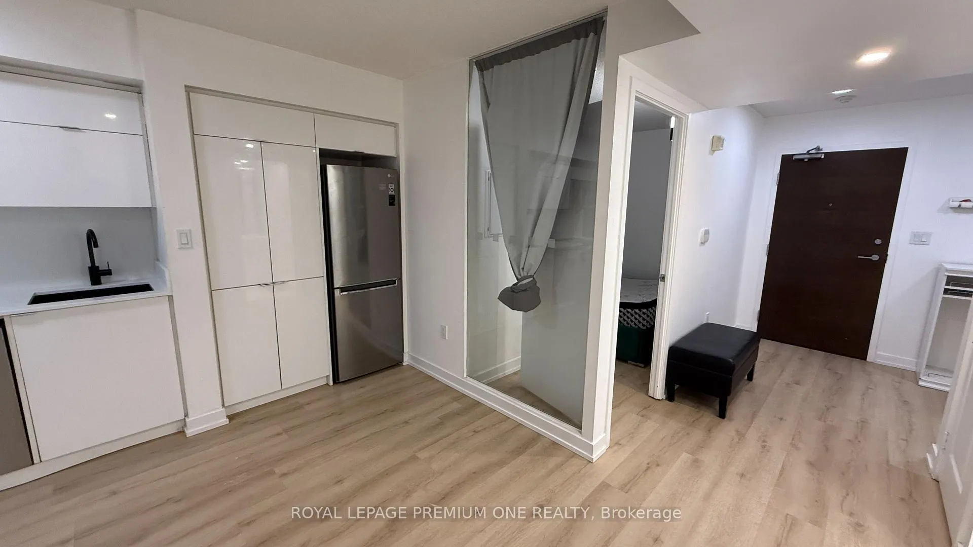 Photo 16 of Unit 909, 151 Dan Leckie Way, Toronto, Waterfront Communities — HOMEH
