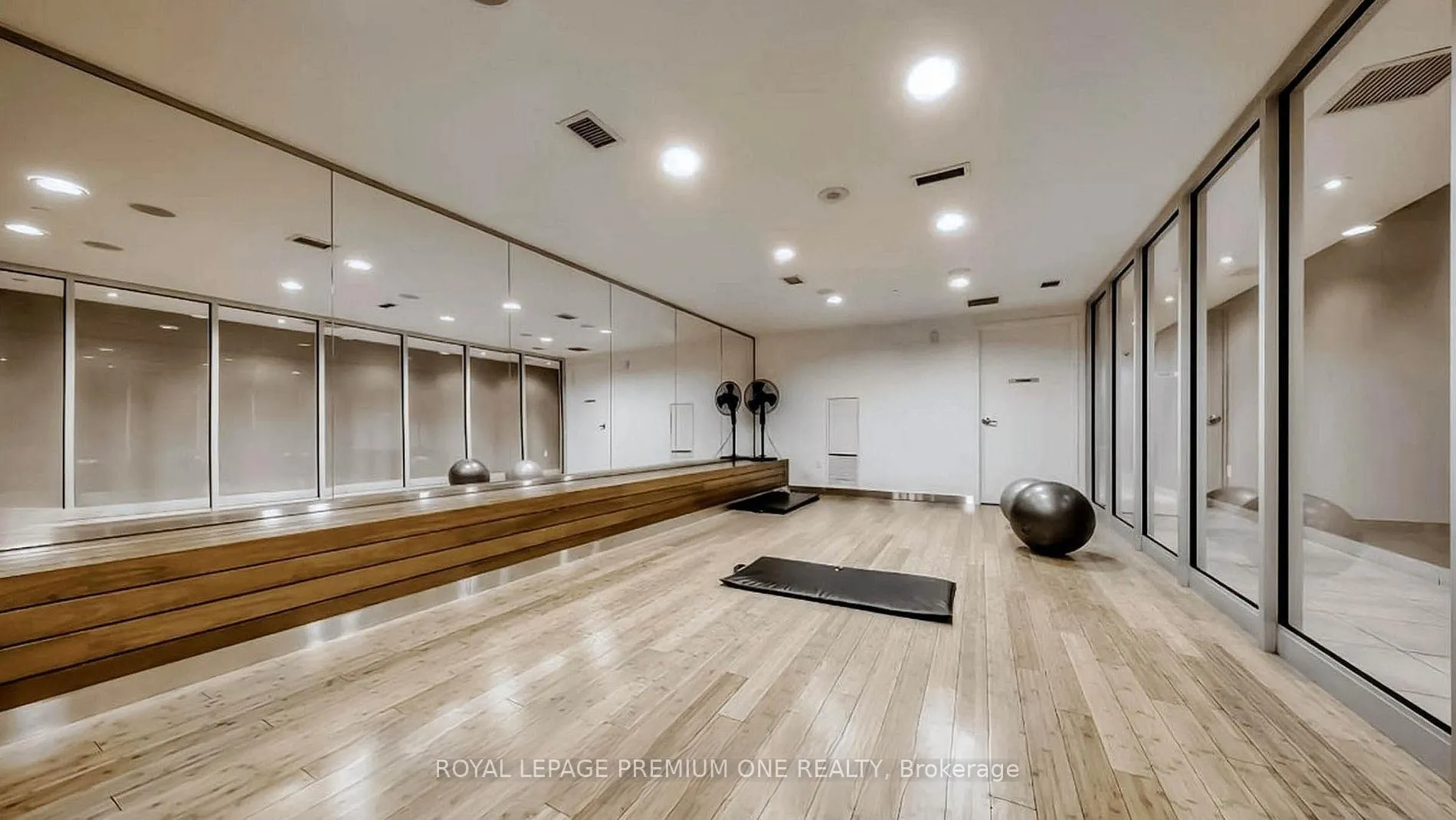 Photo 36 of Unit 909, 151 Dan Leckie Way, Toronto, Waterfront Communities — HOMEH