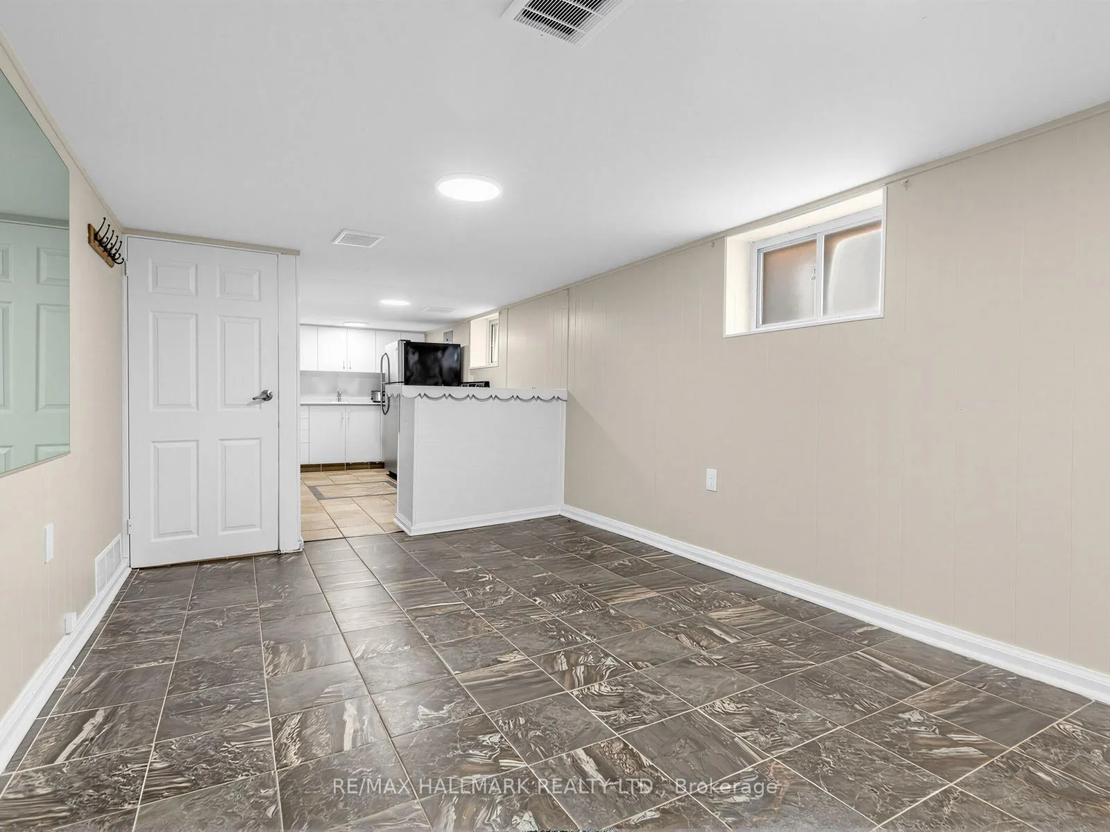 Photo 12 of 84 St Hubert Avenue, Toronto, East York — HOMEH