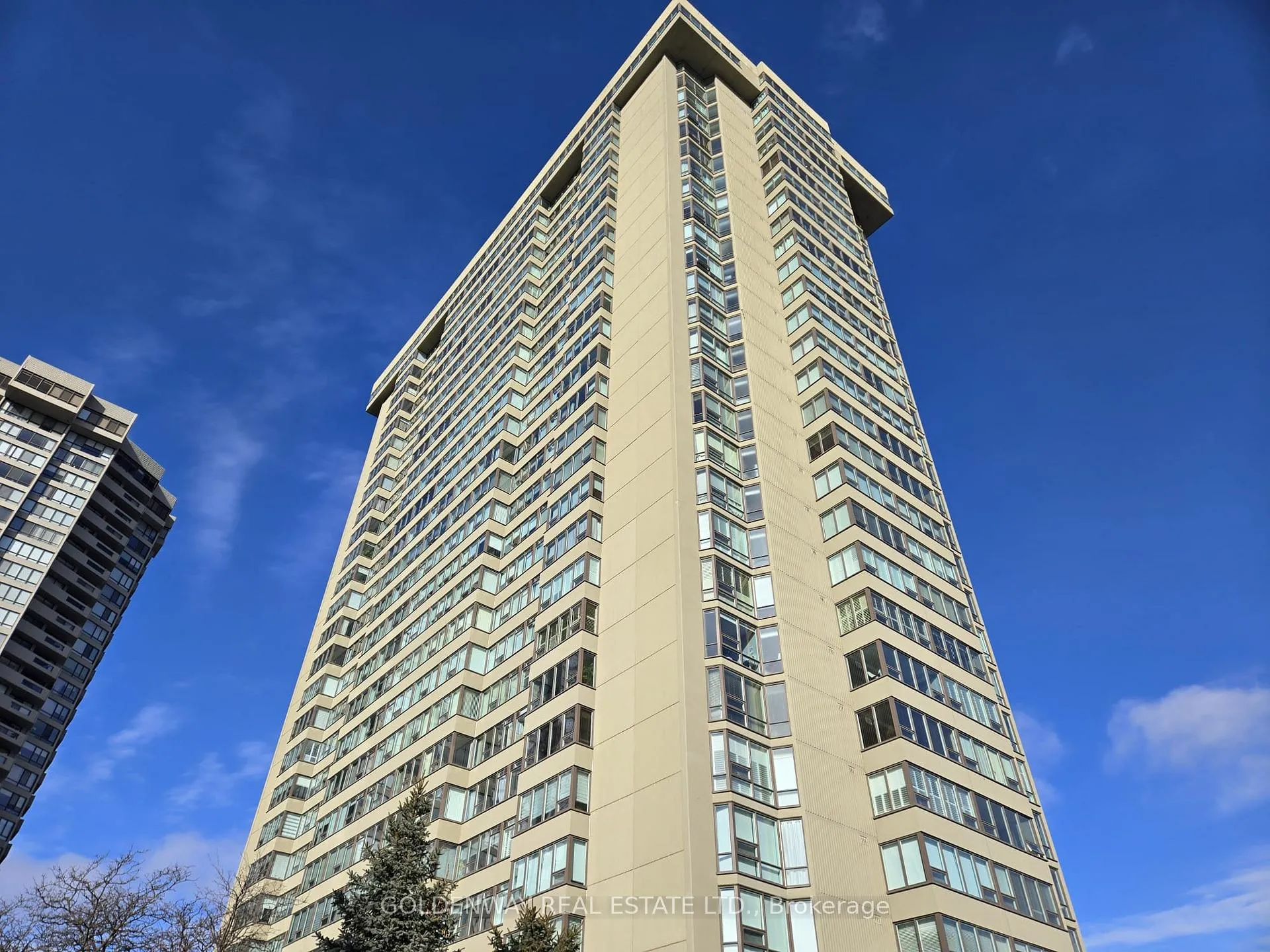 Photo 1 of Unit 808, 55 Skymark Drive, North York, Hillcrest Village — HOMEH