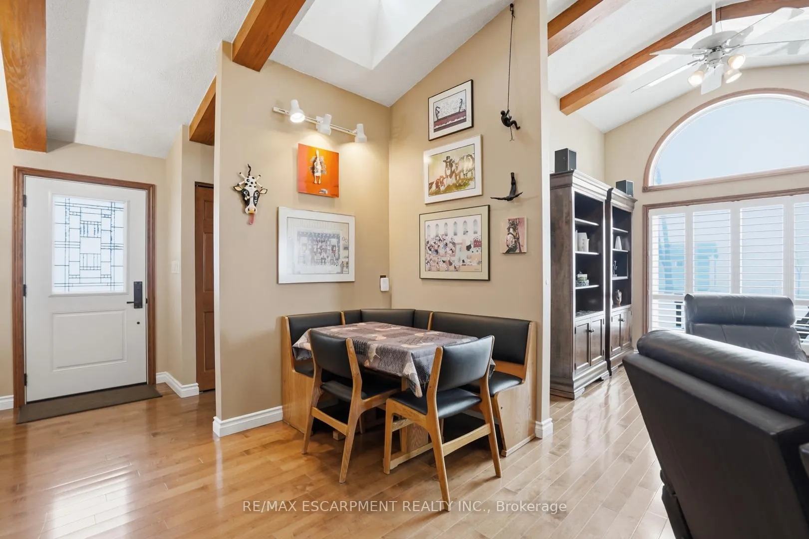 Photo 19 of 9389 Chippewa Road W, Hamilton, Rural Glanbrook — HOMEH