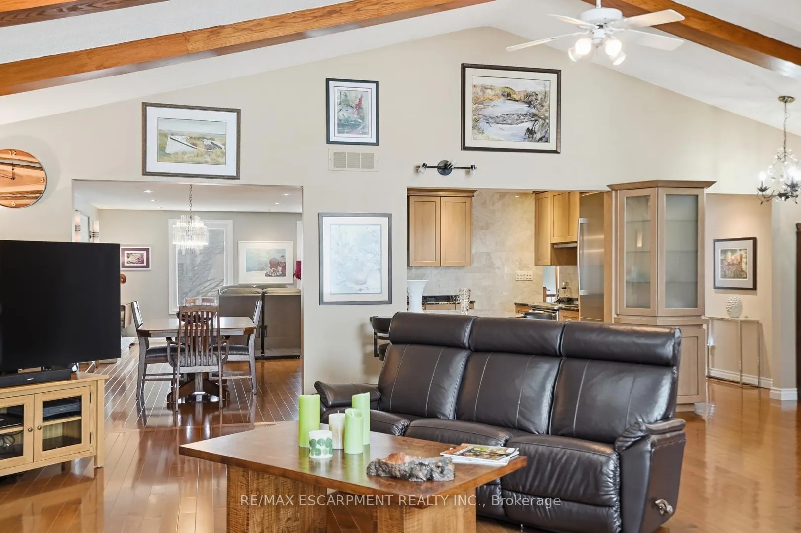 Photo 20 of 9389 Chippewa Road W, Hamilton, Rural Glanbrook — HOMEH