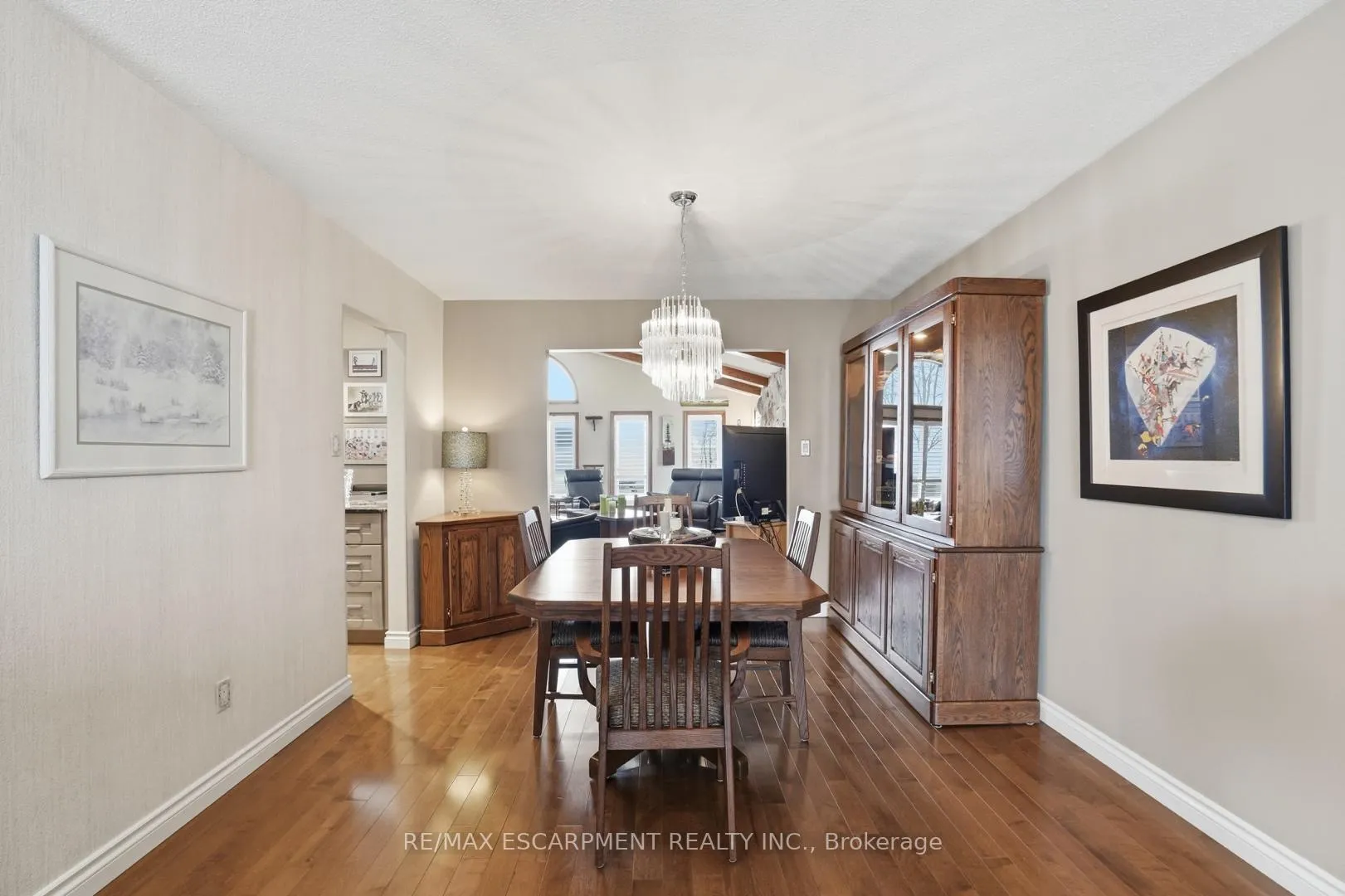 Photo 24 of 9389 Chippewa Road W, Hamilton, Rural Glanbrook — HOMEH