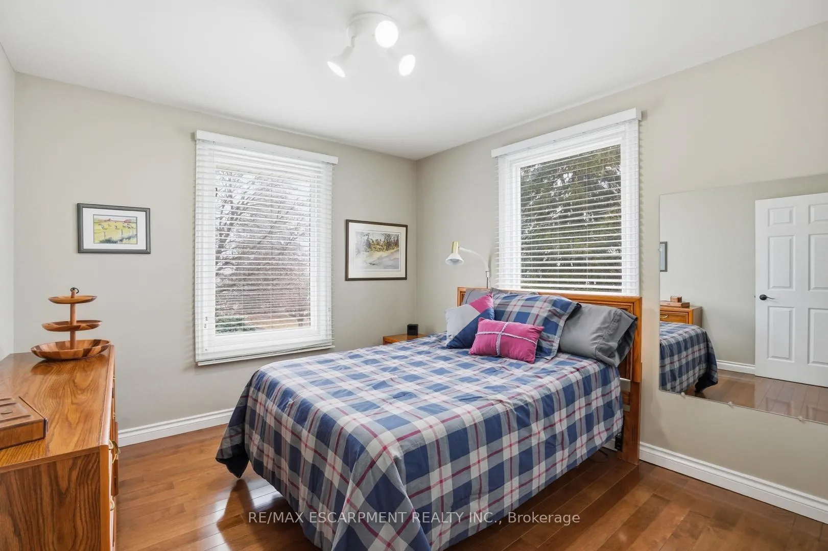Photo 28 of 9389 Chippewa Road W, Hamilton, Rural Glanbrook — HOMEH