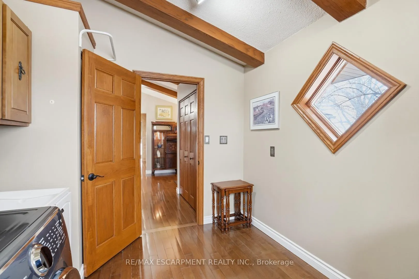 Photo 36 of 9389 Chippewa Road W, Hamilton, Rural Glanbrook — HOMEH