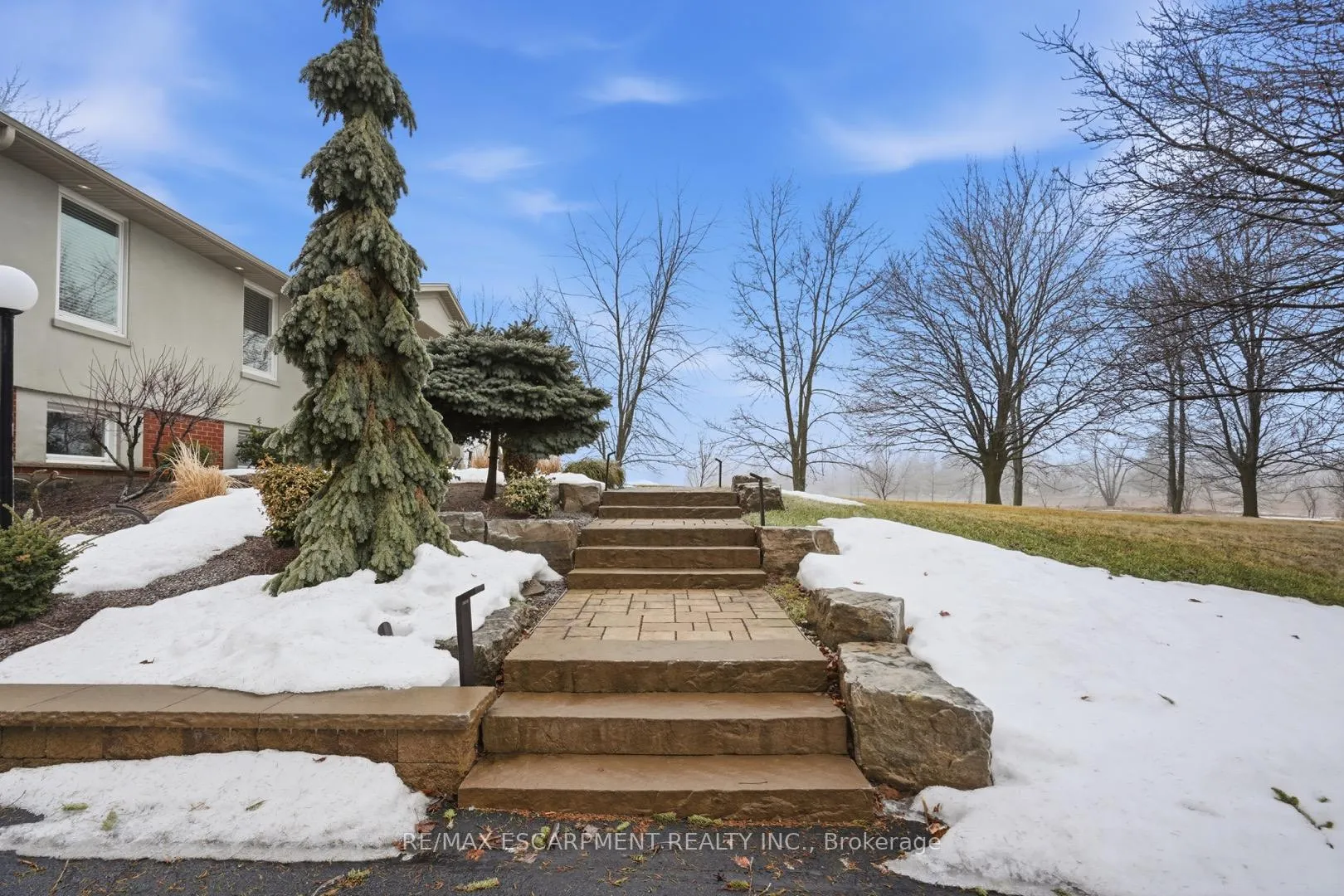 Photo 42 of 9389 Chippewa Road W, Hamilton, Rural Glanbrook — HOMEH