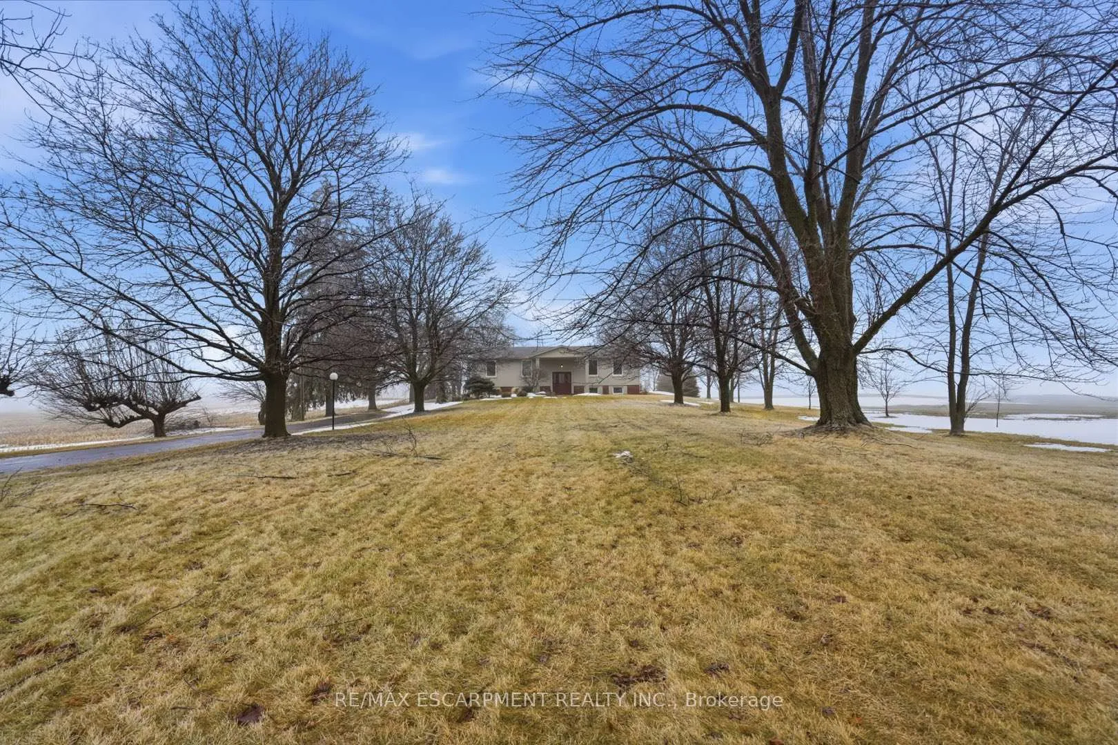 Photo 44 of 9389 Chippewa Road W, Hamilton, Rural Glanbrook — HOMEH