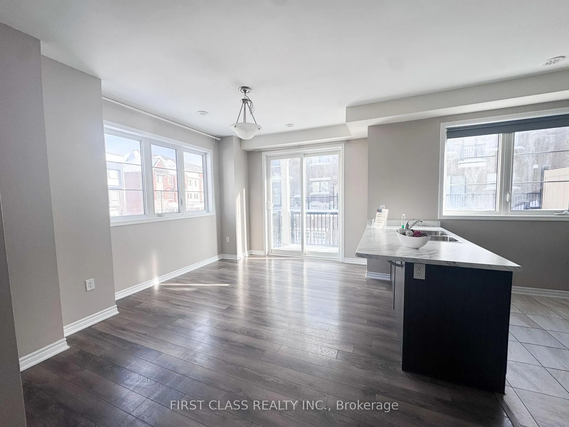Photo 10 of 19 Thomas Swanson Street N, Markham, Cornell — HOMEH