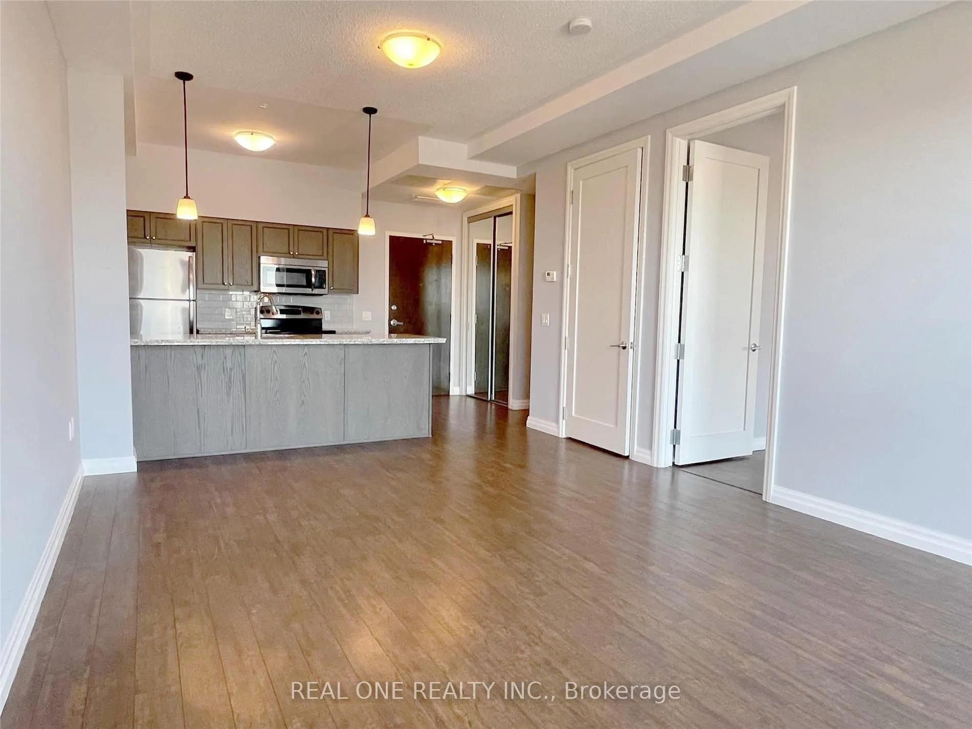 Photo 4 of Unit 603, 112 King Street E, Hamilton, Beasley — HOMEH