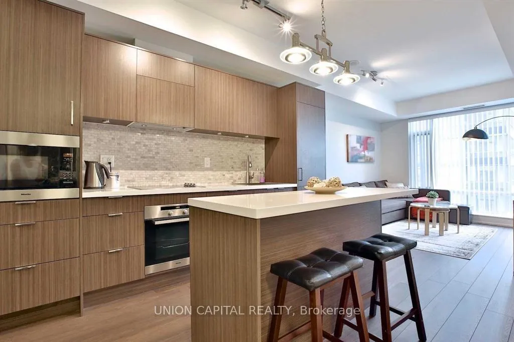 Photo 5 of Unit 1807, 21 Widmer Street, Toronto, Waterfront Communities — HOMEH