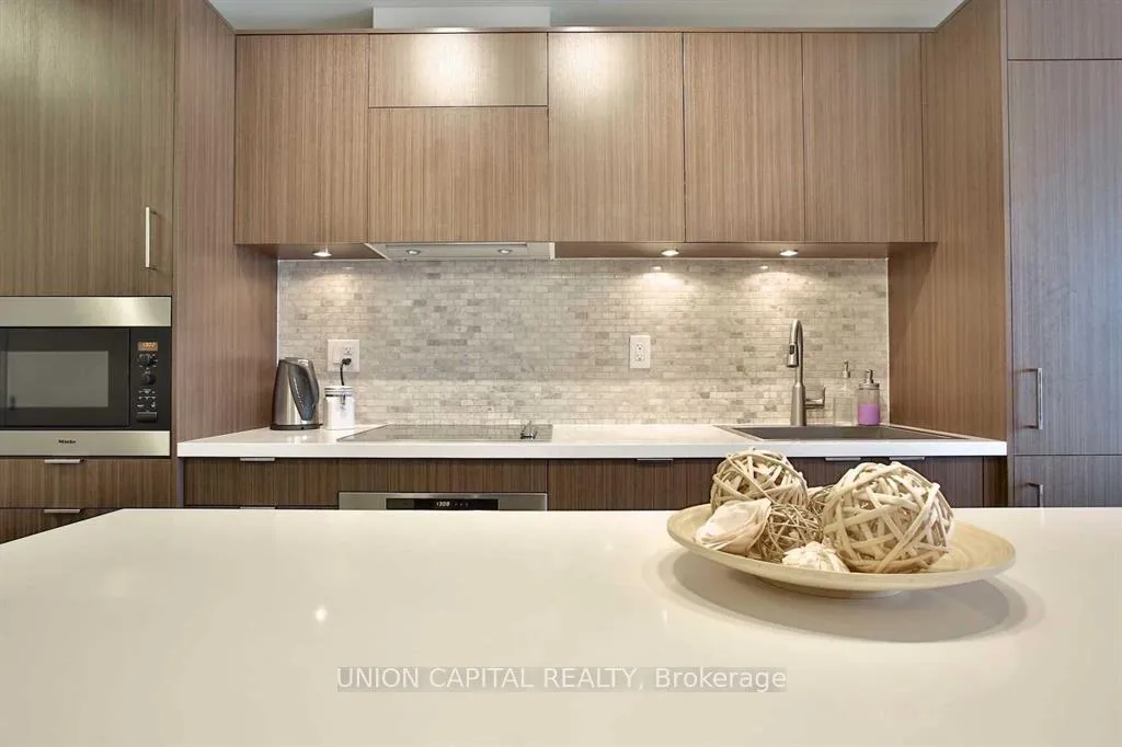 Photo 8 of Unit 1807, 21 Widmer Street, Toronto, Waterfront Communities — HOMEH