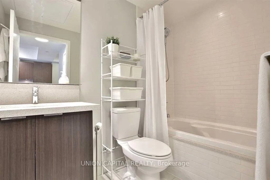 Photo 9 of Unit 1807, 21 Widmer Street, Toronto, Waterfront Communities — HOMEH