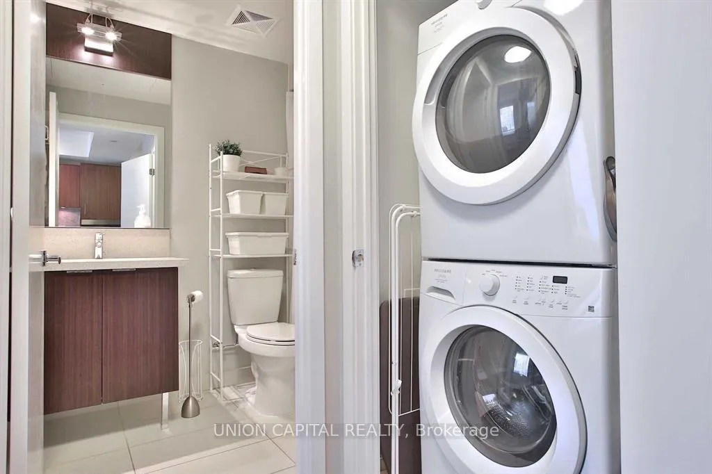 Photo 10 of Unit 1807, 21 Widmer Street, Toronto, Waterfront Communities — HOMEH