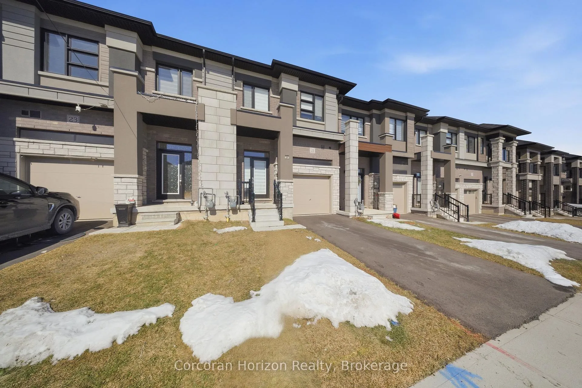 Photo 10 of 21 George Brier Drive W, Brant, Paris — HOMEH